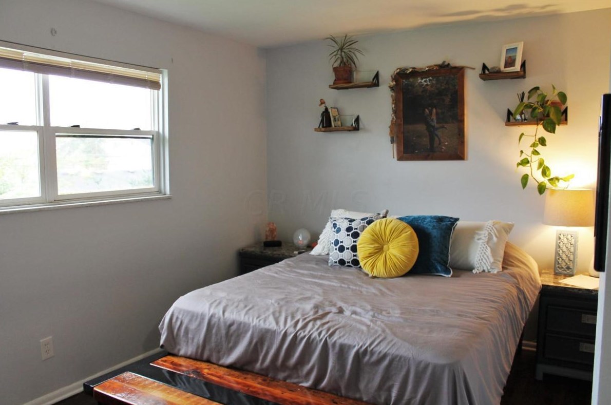 3033 Rotunda Ct, Columbus OH 43232-3921 exterior