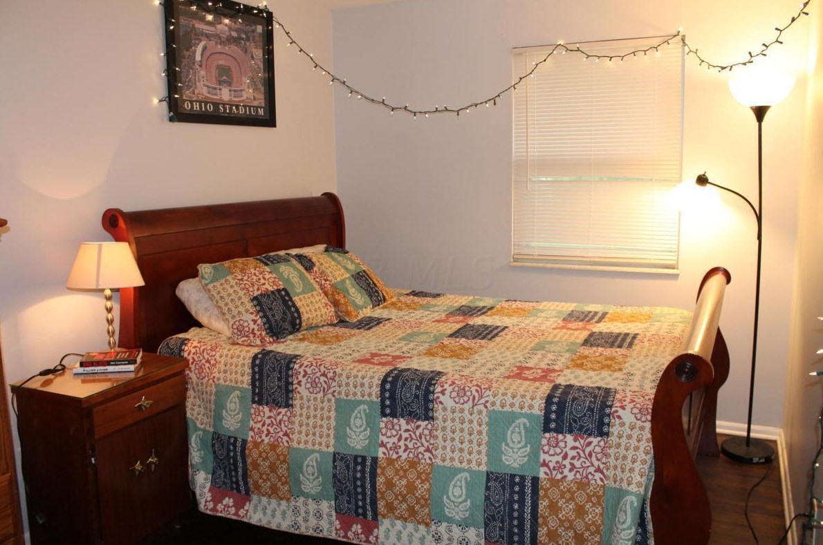 3033 Rotunda Ct, Columbus OH 43232-3921 exterior