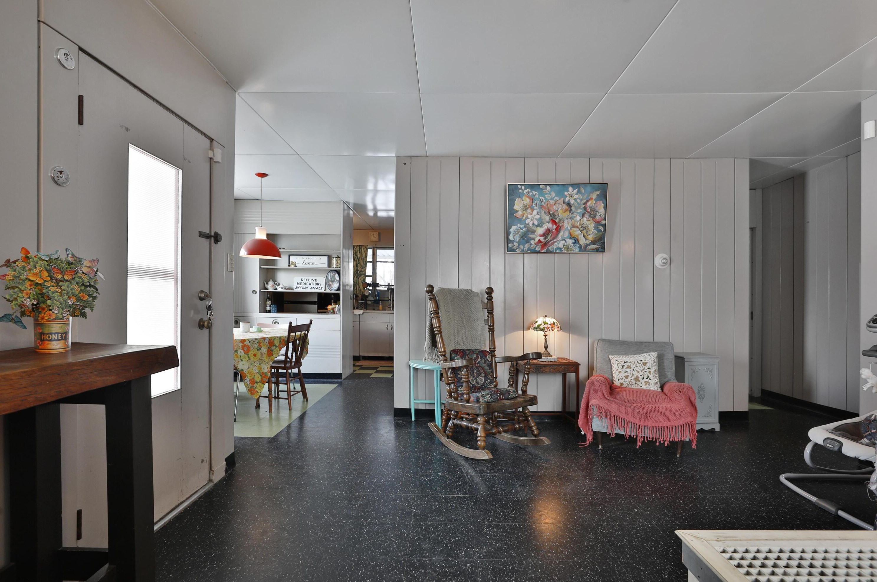 1616 Weber Rd, Columbus OH  43211-1538 exterior