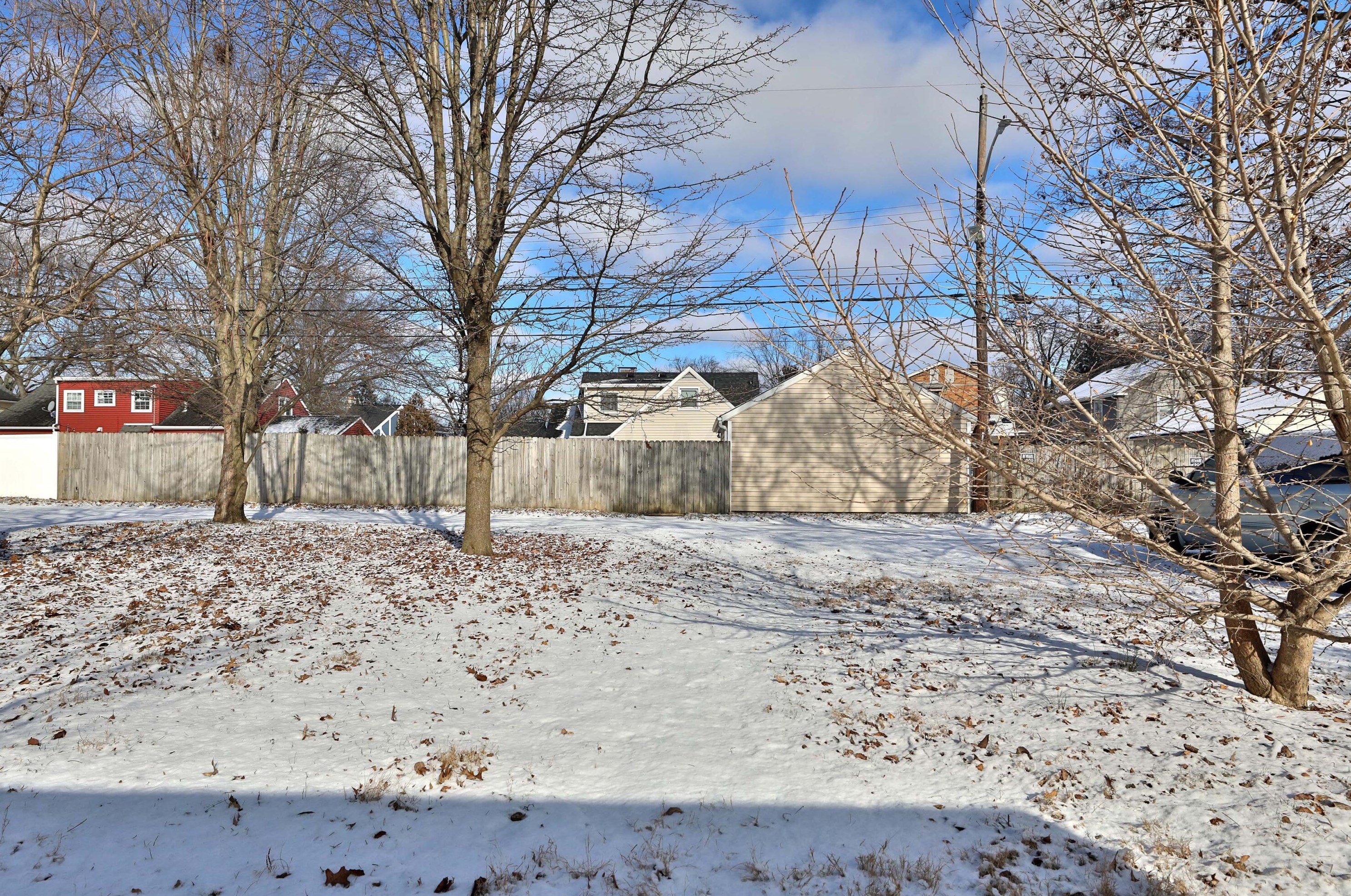 1616 Weber Rd, Columbus OH  43211-1538 exterior