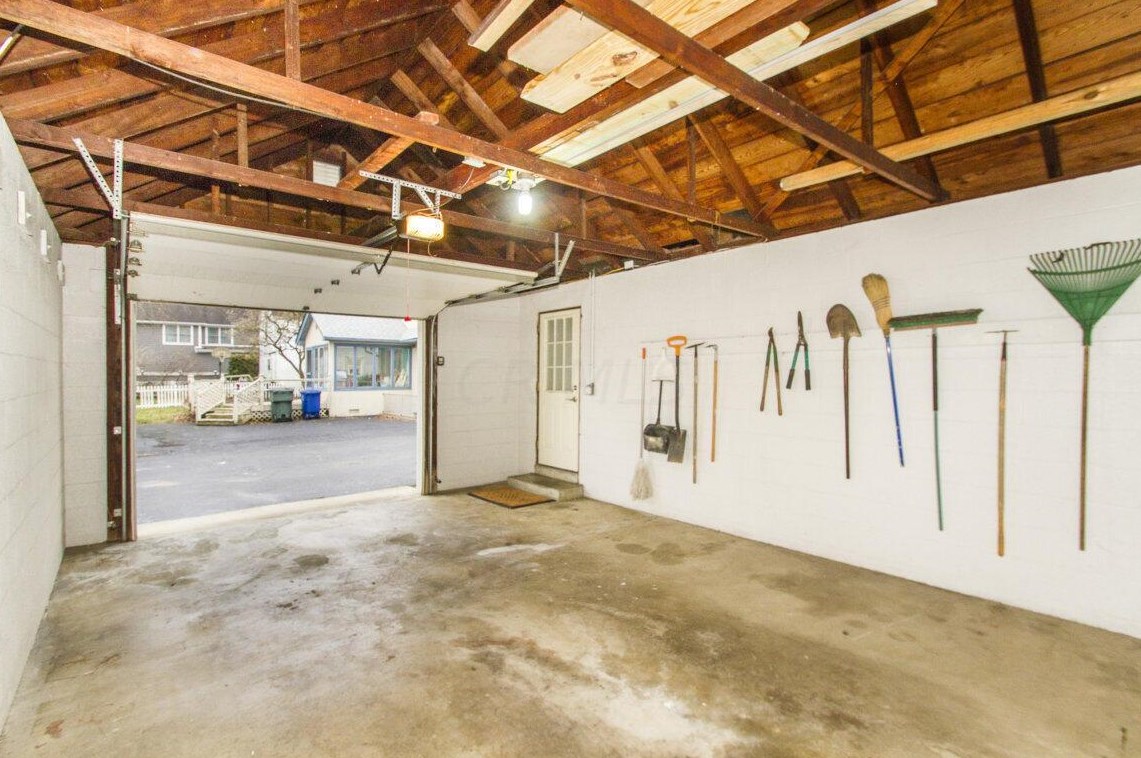 266 Gould Rd, Columbus OH  43209-1152 exterior