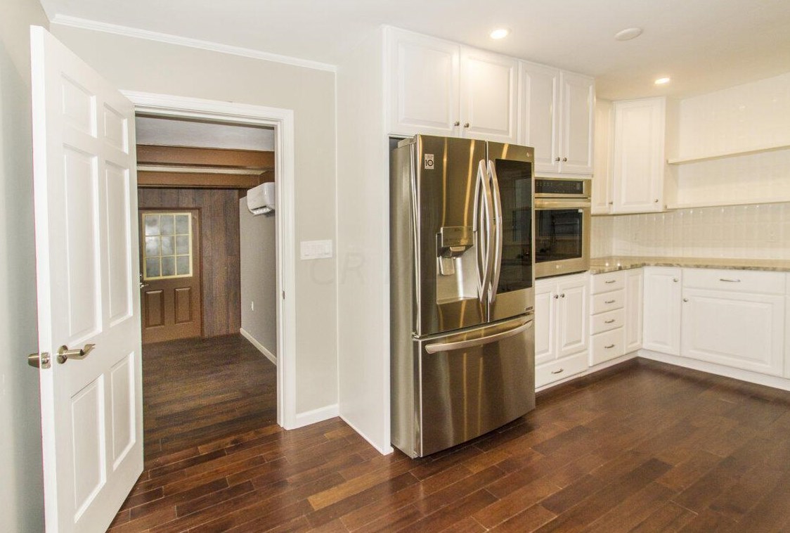 266 Gould Rd, Columbus OH  43209-1152 exterior