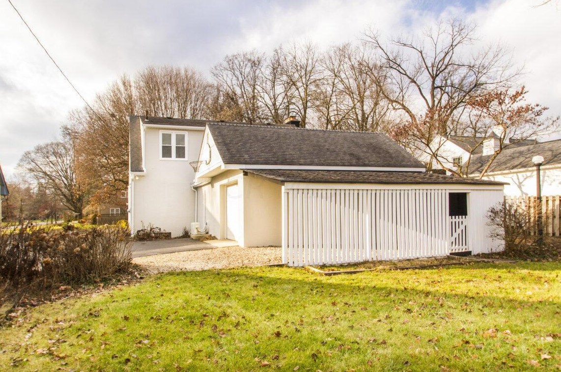 266 Gould Rd, Columbus OH  43209-1152 exterior