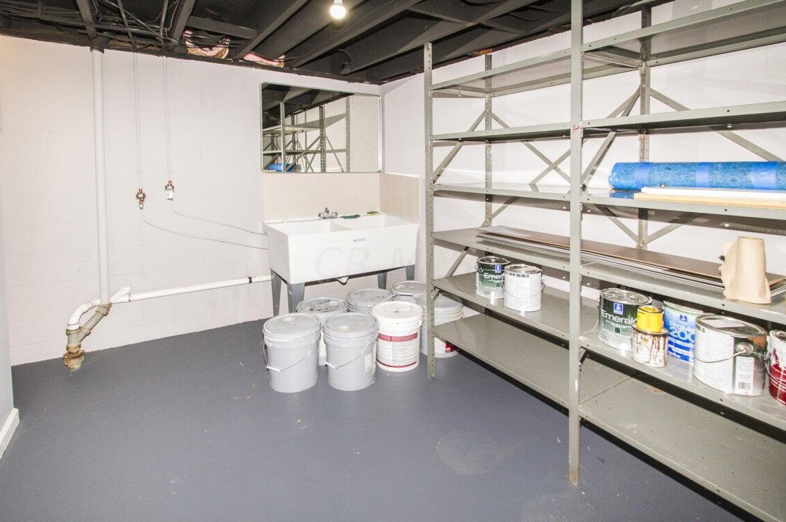 266 Gould Rd, Columbus OH  43209-1152 exterior