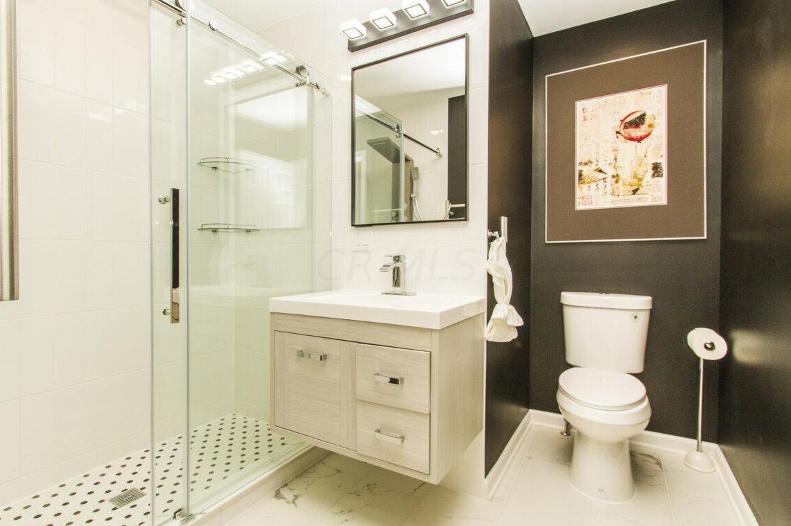 266 Gould Rd, Columbus OH  43209-1152 exterior