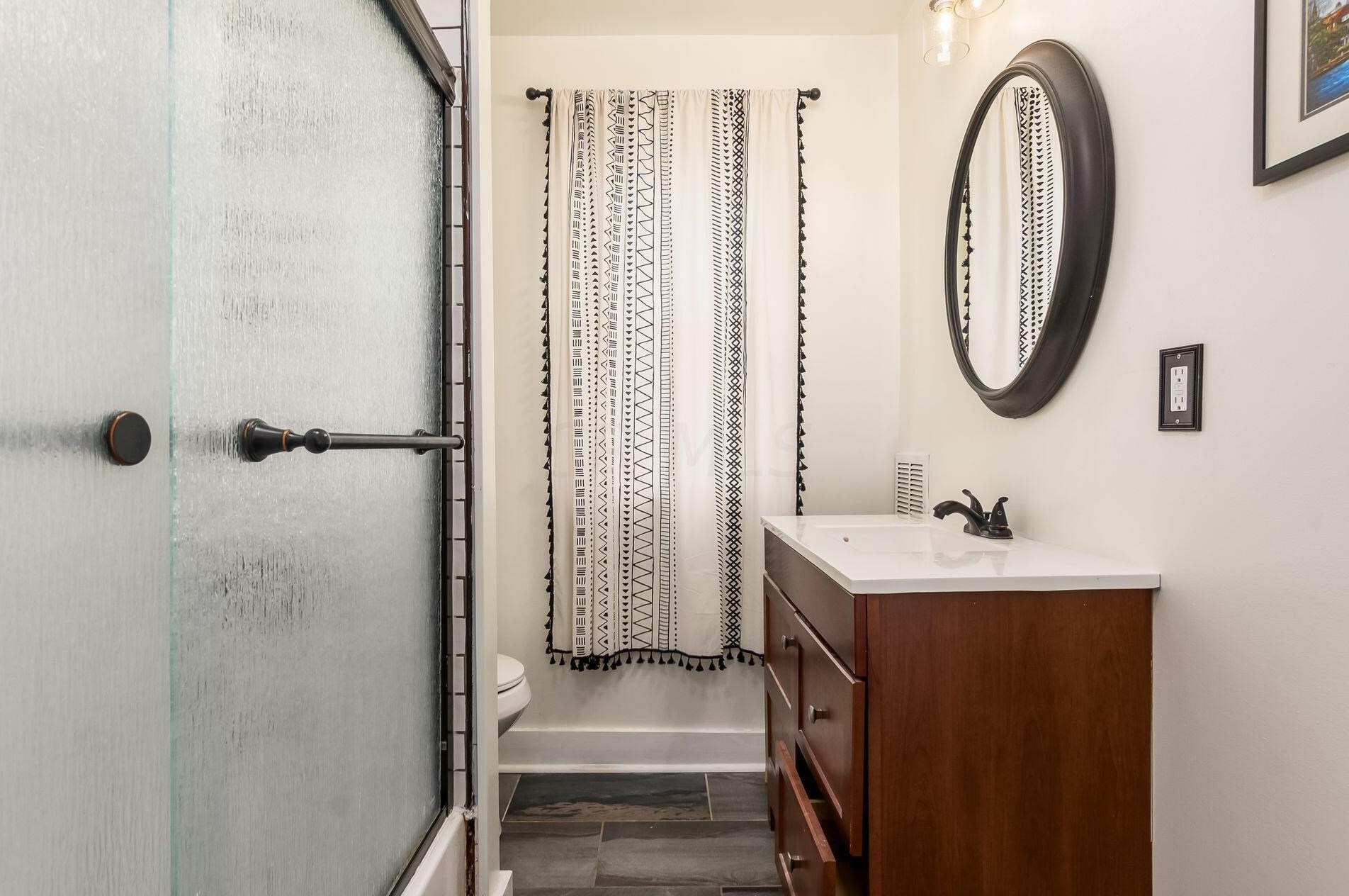 322 Southwood Ave, Columbus OH  43207-1270 exterior