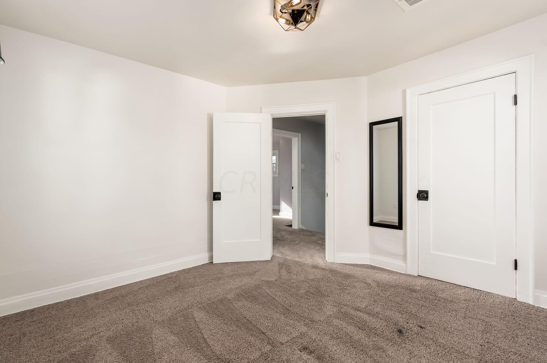 322 Southwood Ave, Columbus OH  43207-1270 exterior