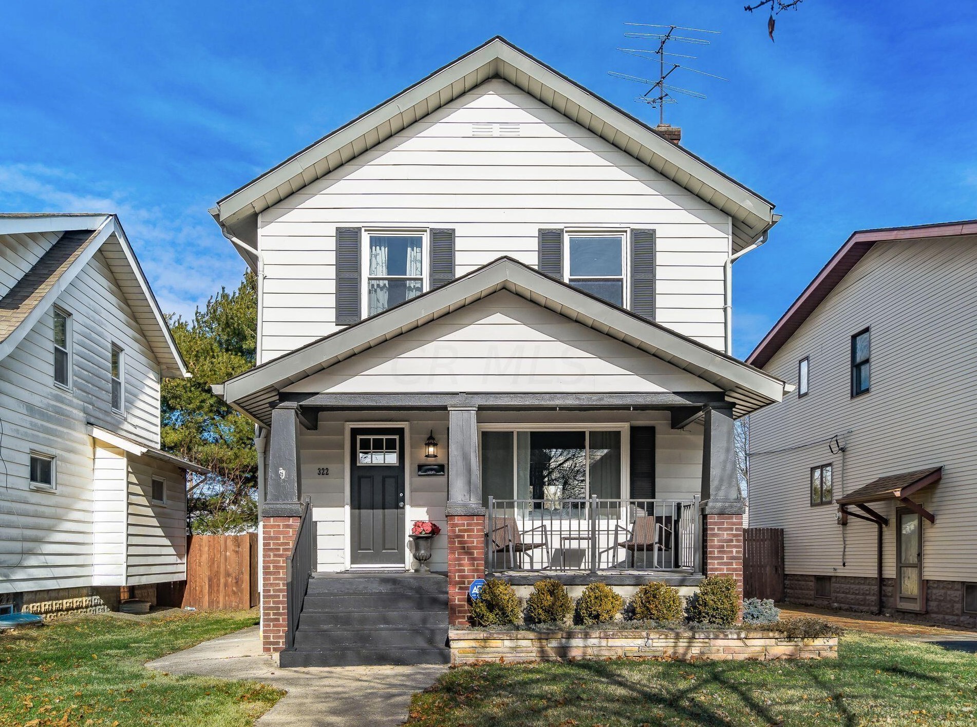 322 Southwood Ave, Columbus OH  43207-1270 exterior