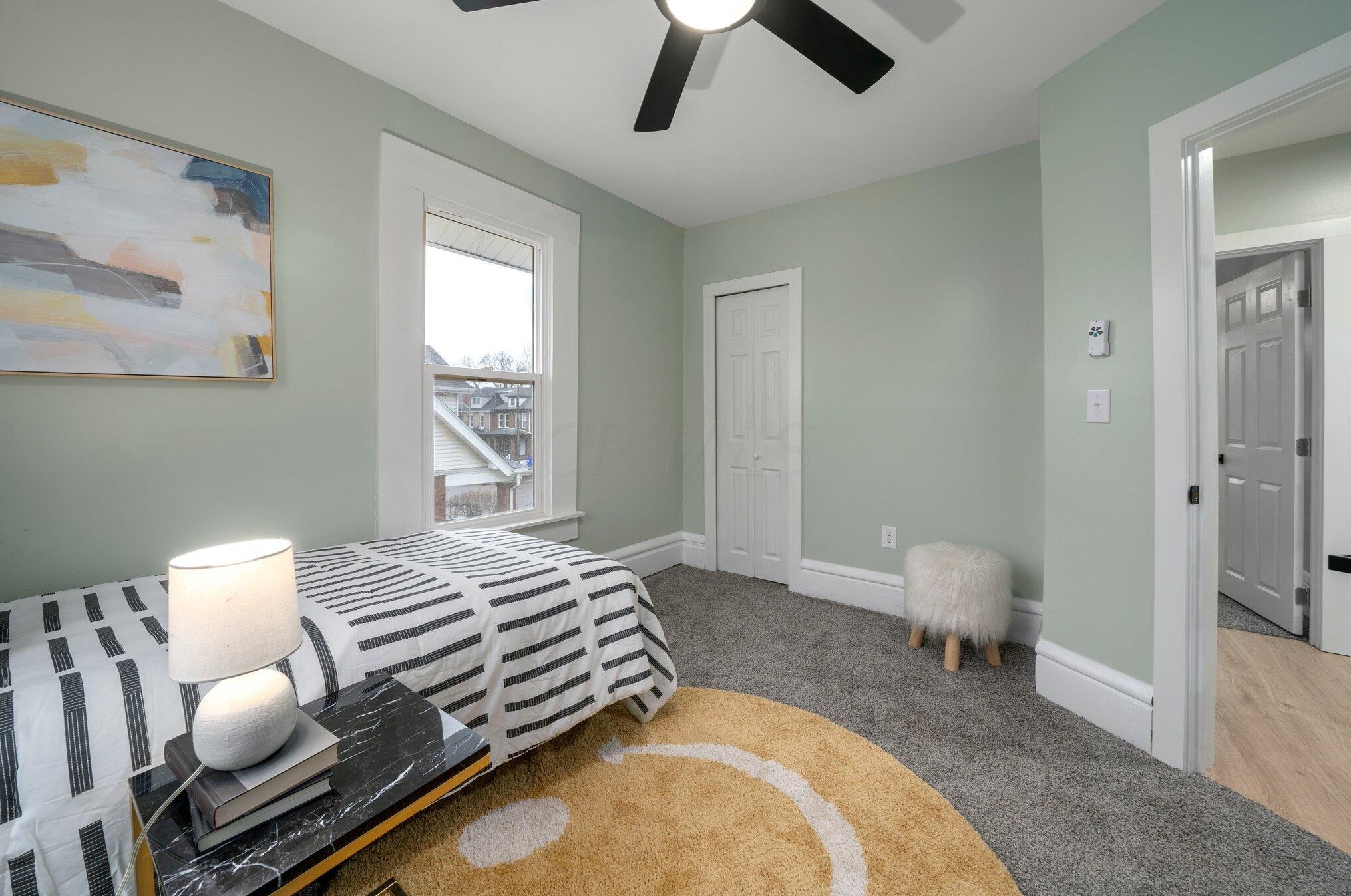 902 Linwood Ave, Columbus OH  43206-1619 exterior