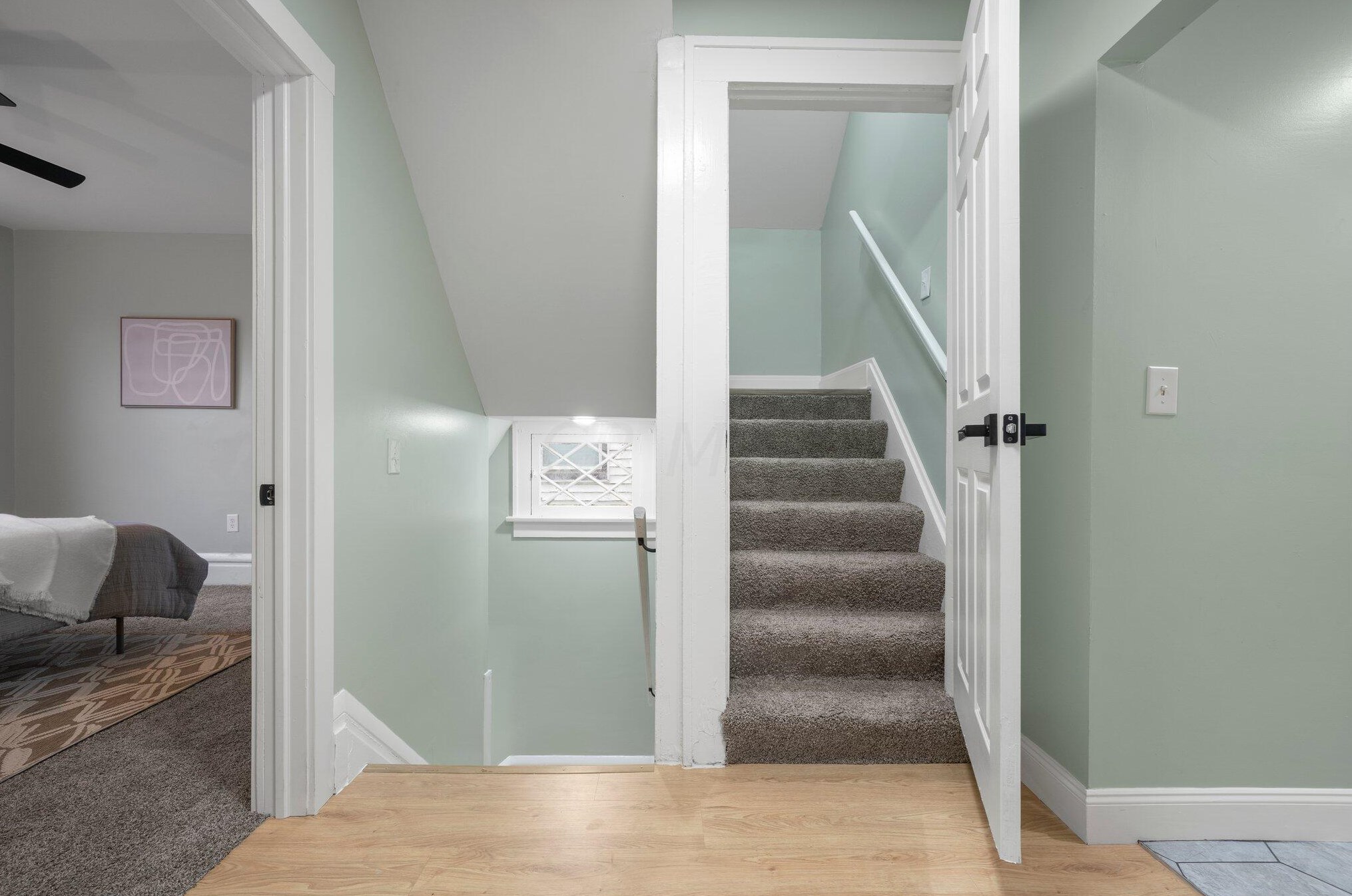 902 Linwood Ave, Columbus OH  43206-1619 exterior