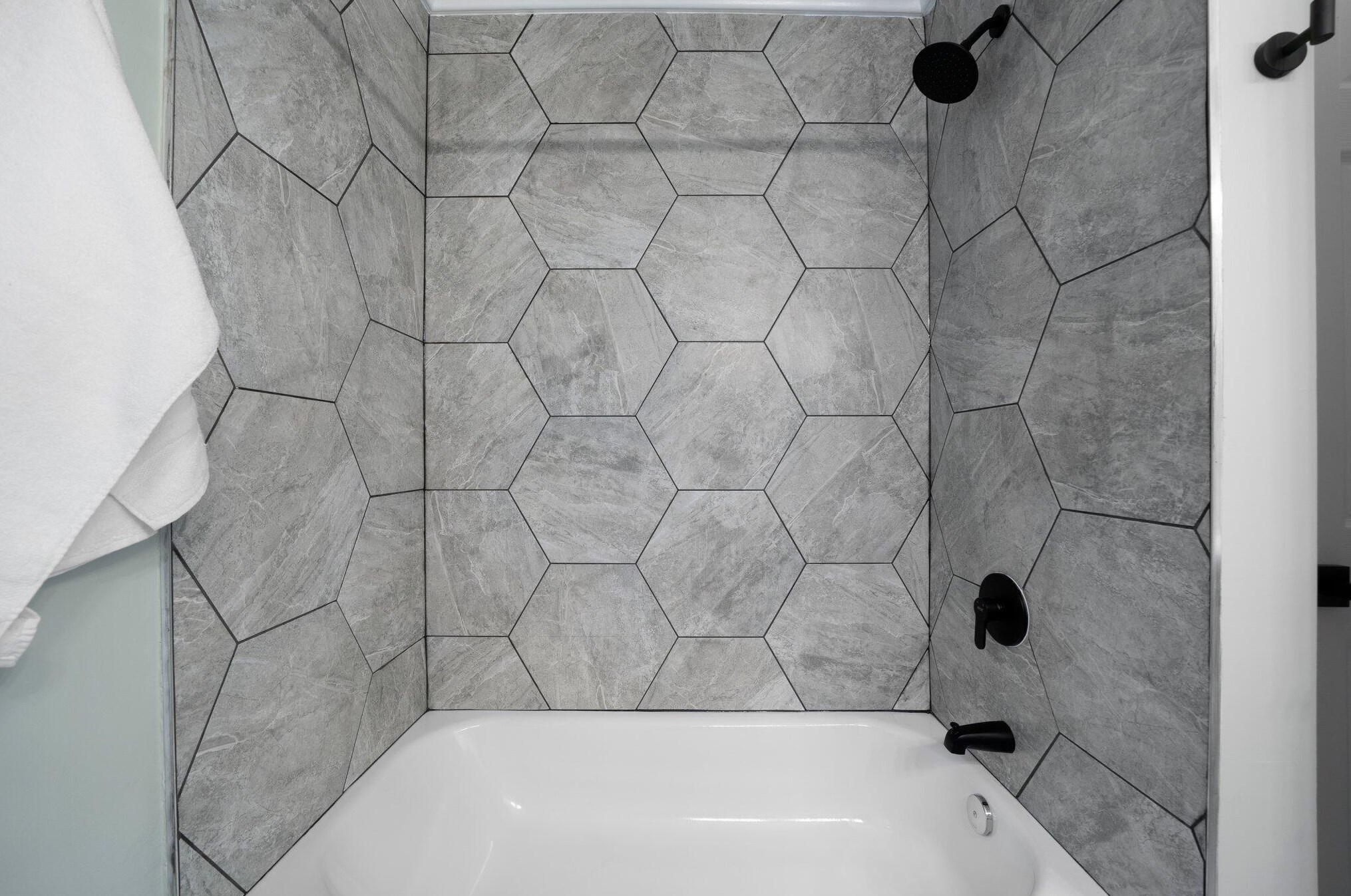 902 Linwood Ave, Columbus OH  43206-1619 exterior