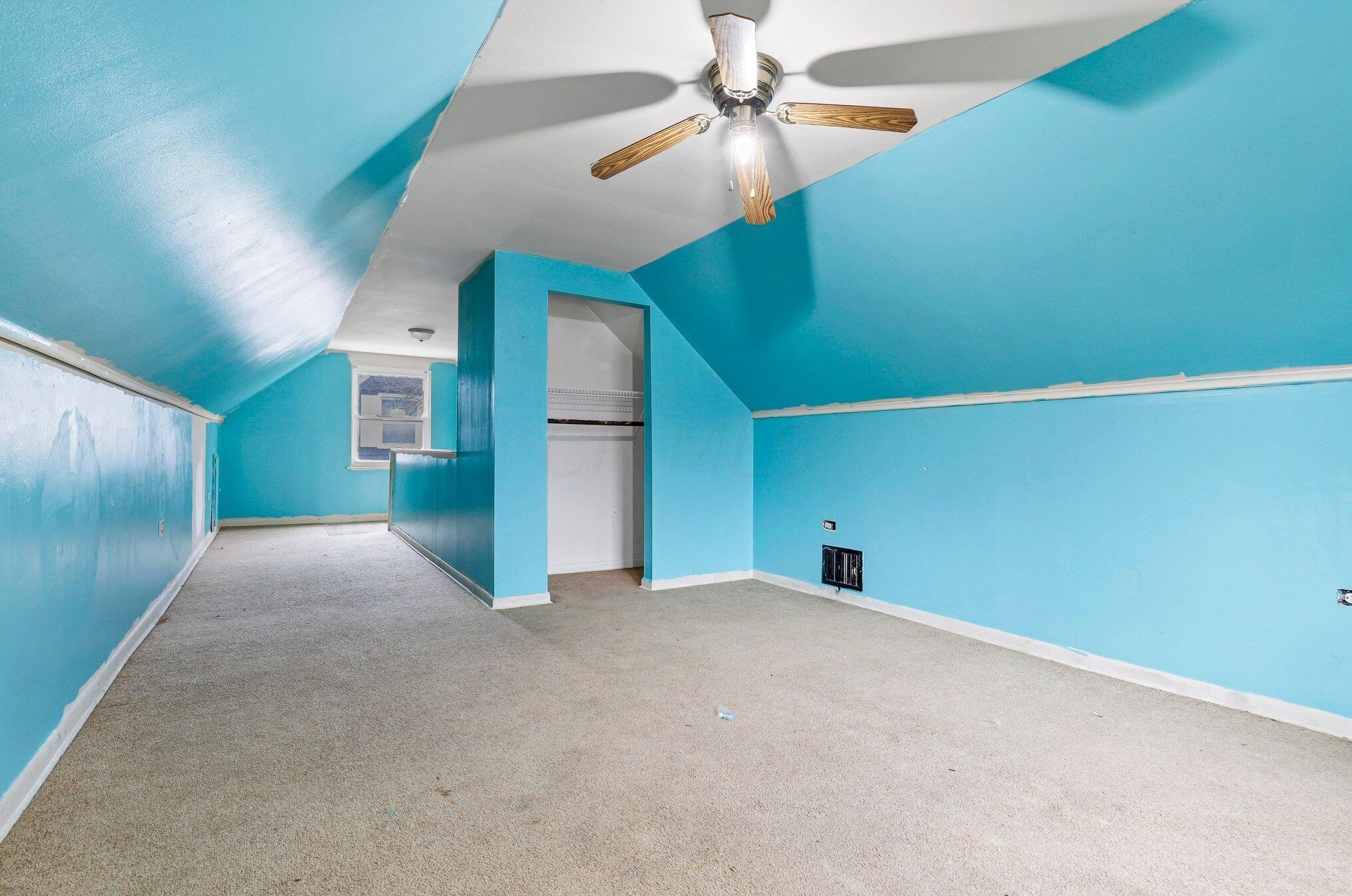 3215 Karl Rd, Columbus OH 43224-4157 exterior