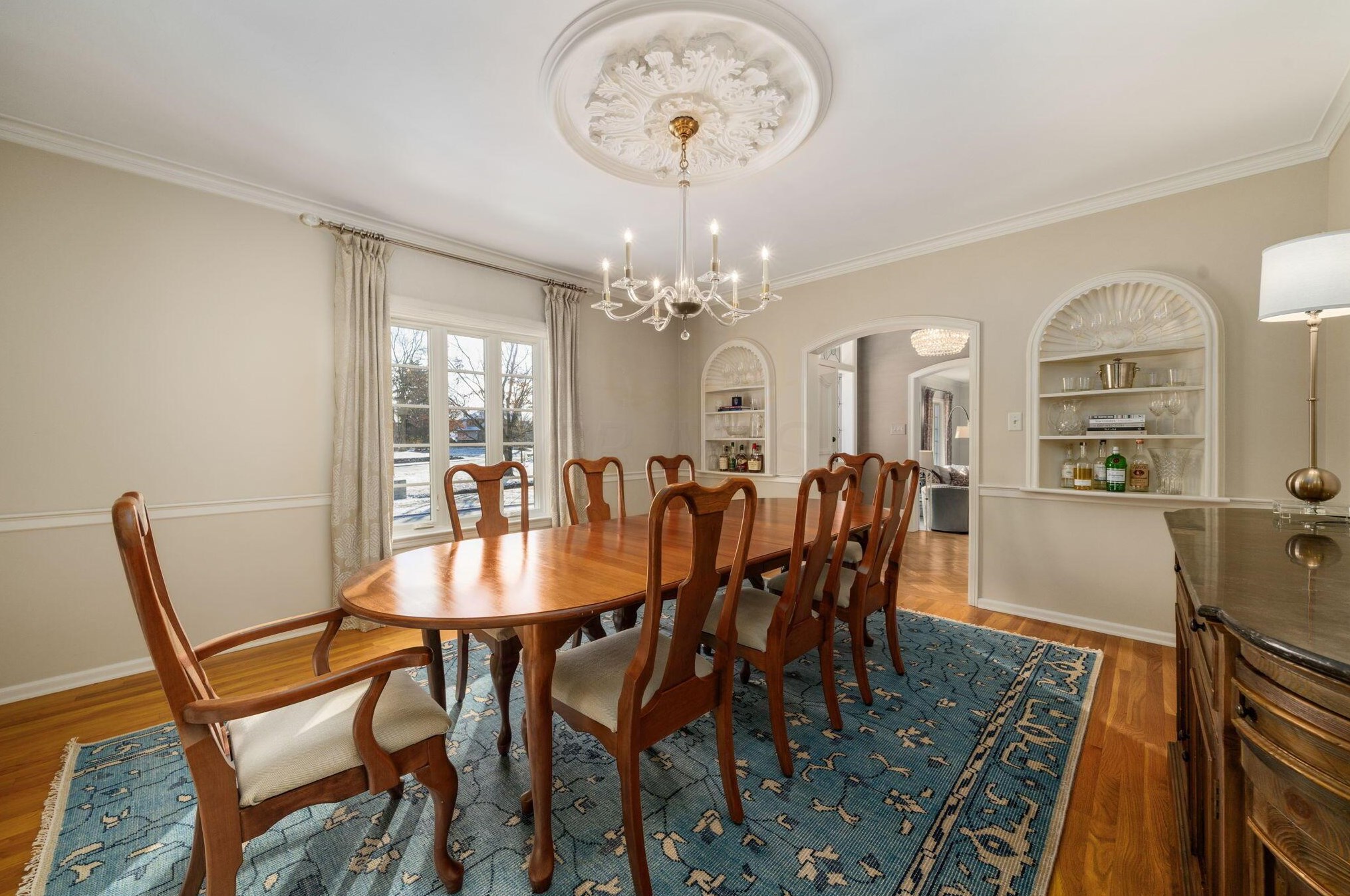 2130 Parkway Dr, Columbus OH 43221-3718 exterior