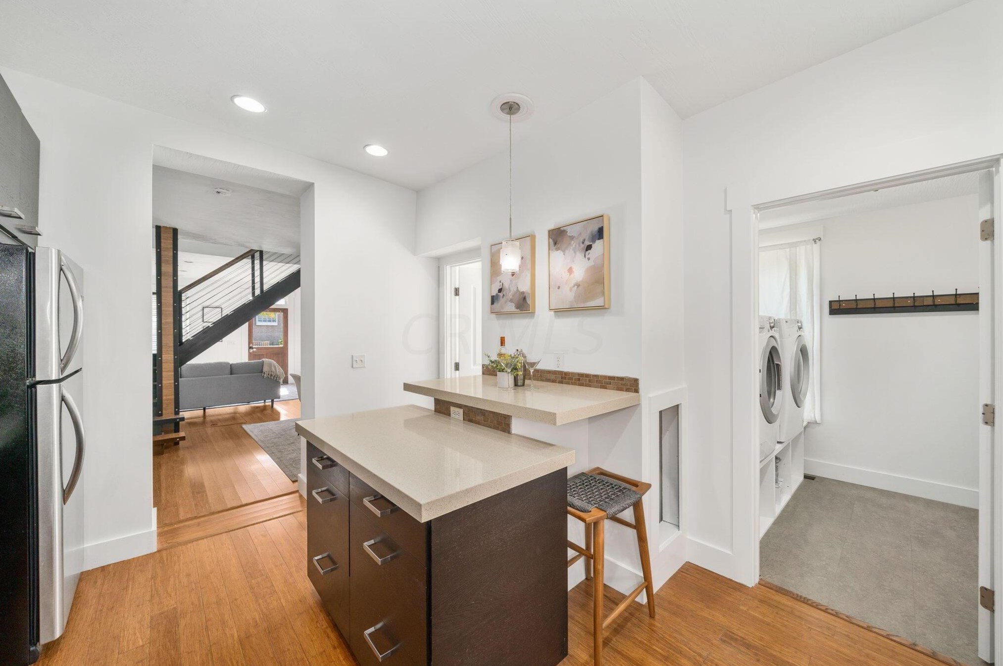 152 2 Ave, Columbus OH 43201-3483 exterior