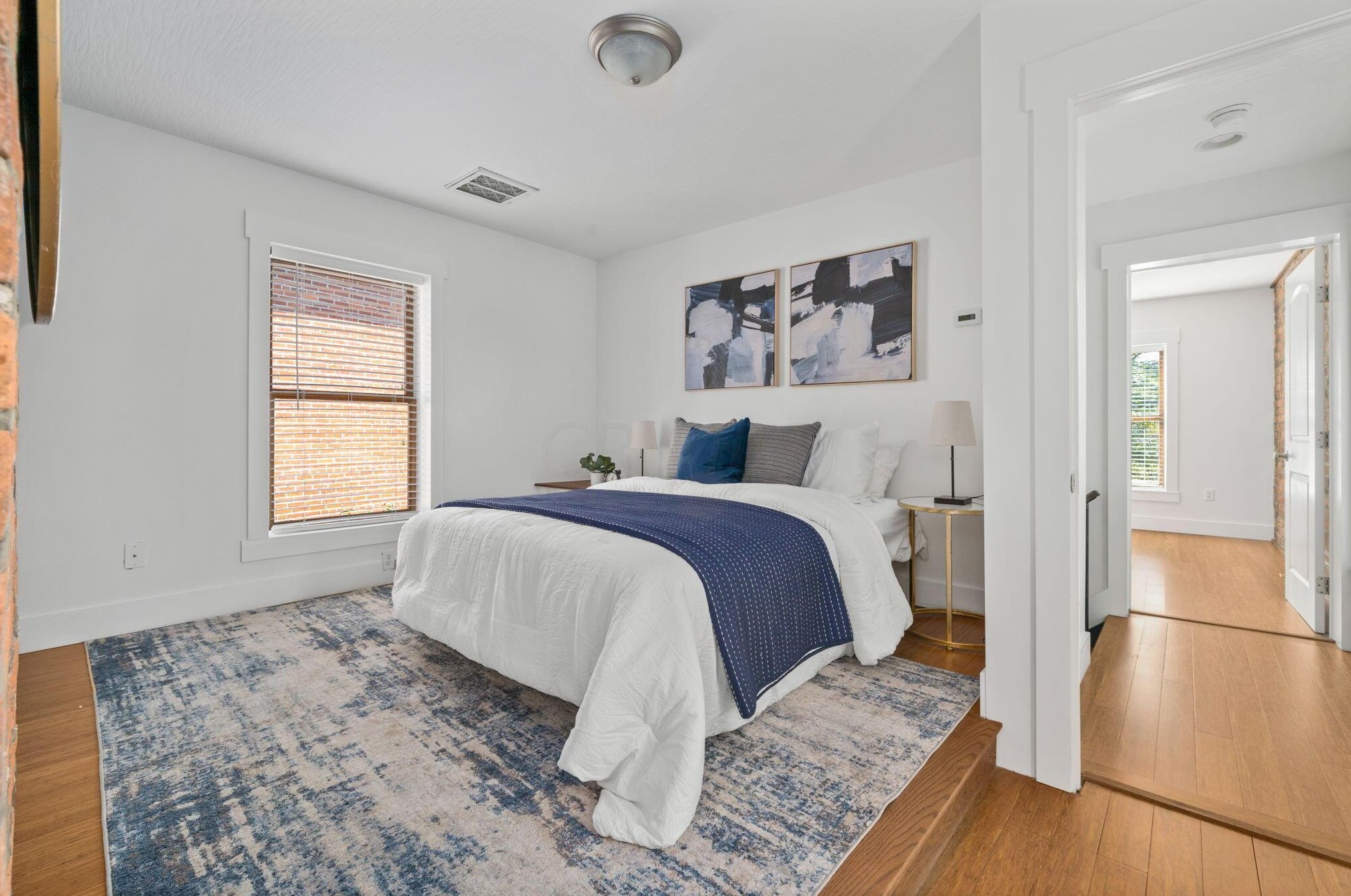 152 2 Ave, Columbus OH 43201-3483 exterior