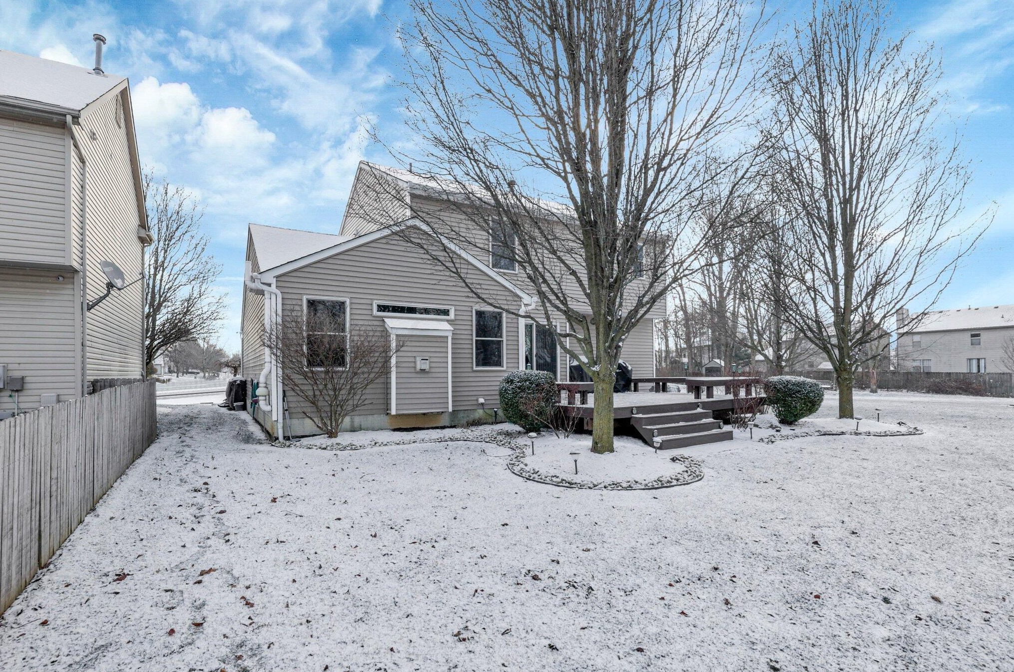 541 Sharar Field Dr, Blacklick OH  43004-9098 exterior