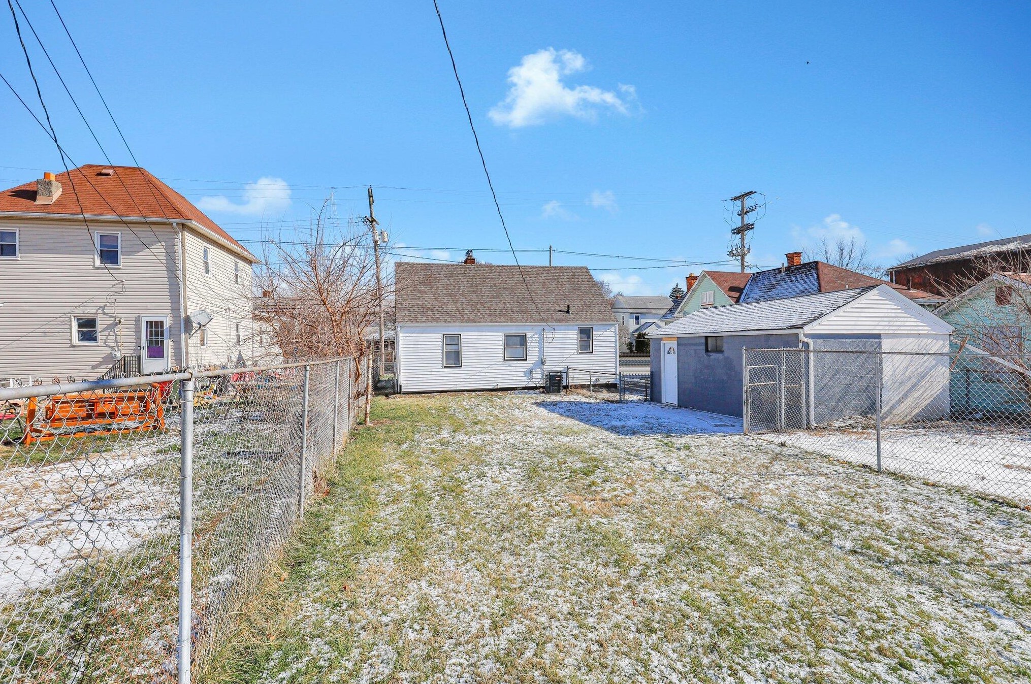 199 Hague Ave, Columbus OH  43204-2611 exterior