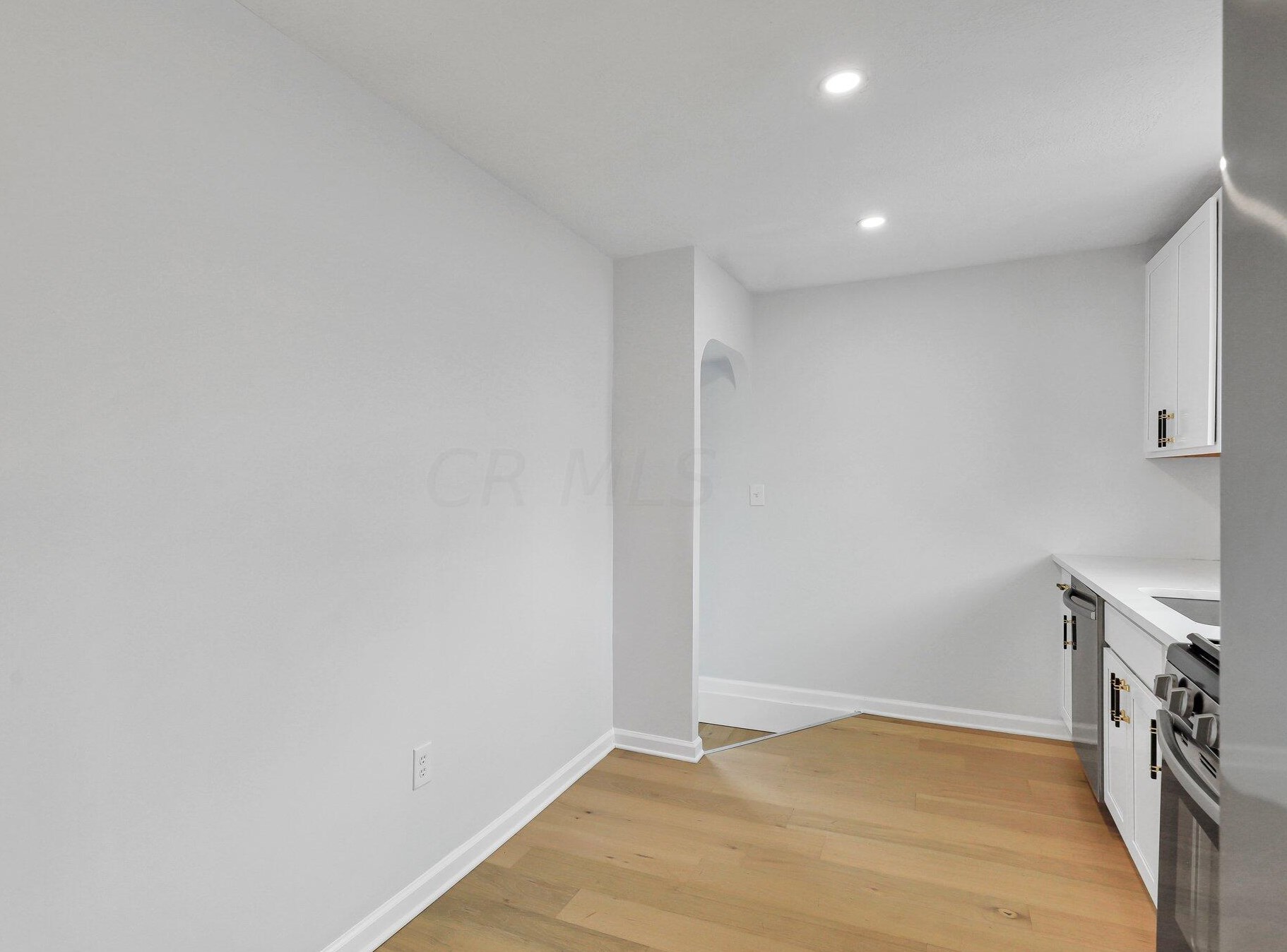 199 Hague Ave, Columbus OH  43204-2611 exterior