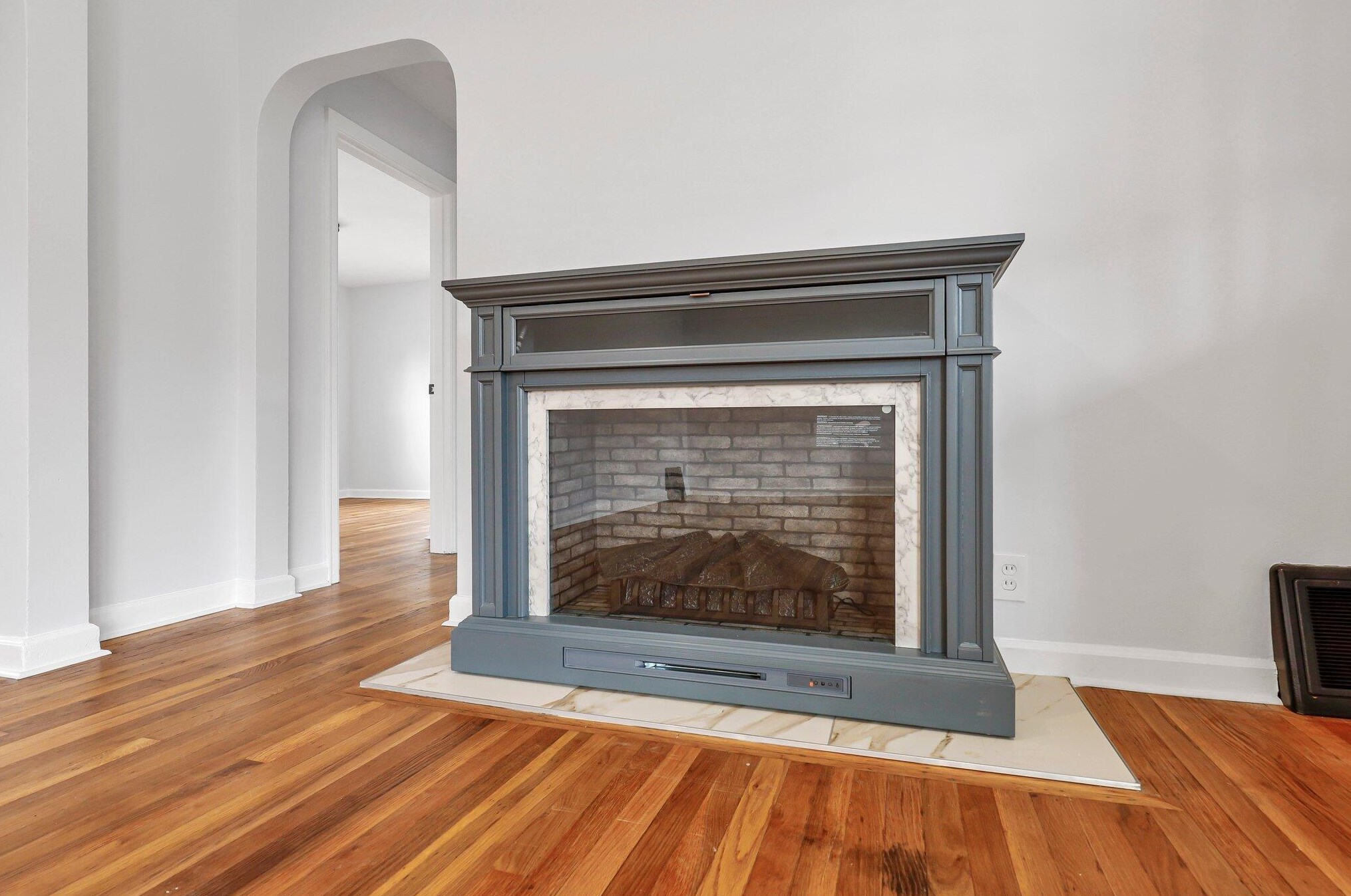 199 Hague Ave, Columbus OH  43204-2611 exterior