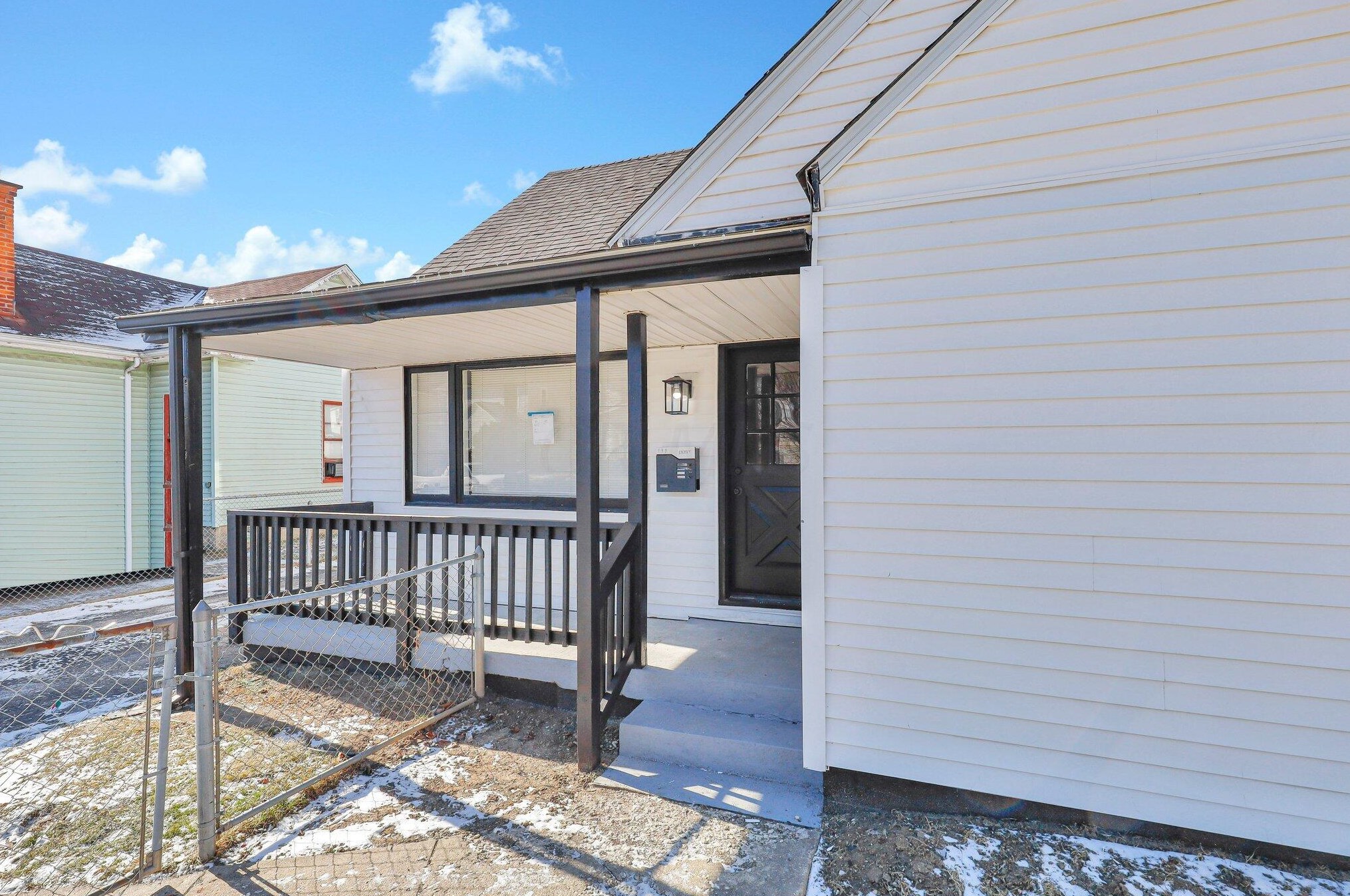 199 Hague Ave, Columbus OH  43204-2611 exterior