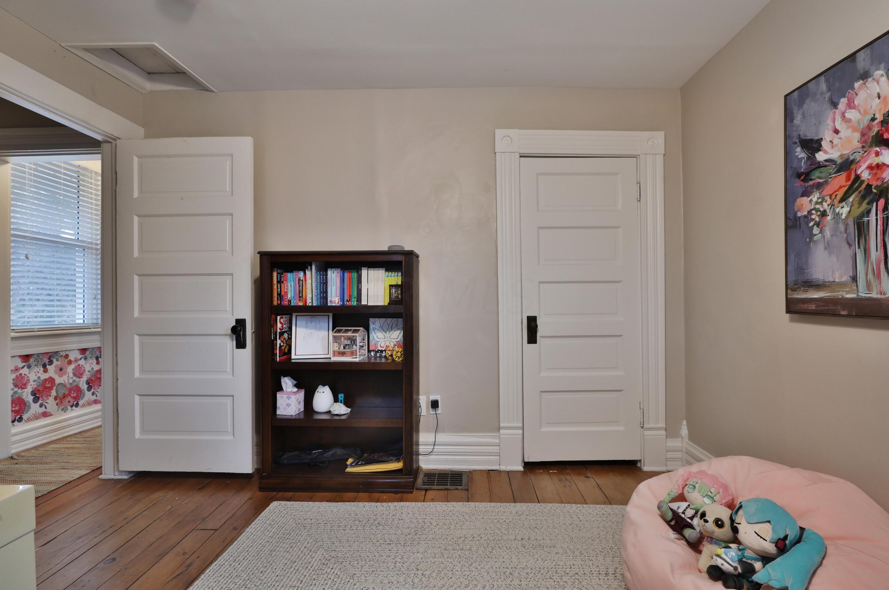 184 Dublin Granville Rd, Columbus OH  43085-3120 exterior