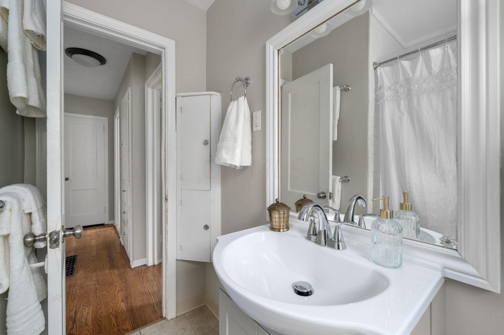 517 Beechwold Blvd, Columbus OH  43214-1803 exterior