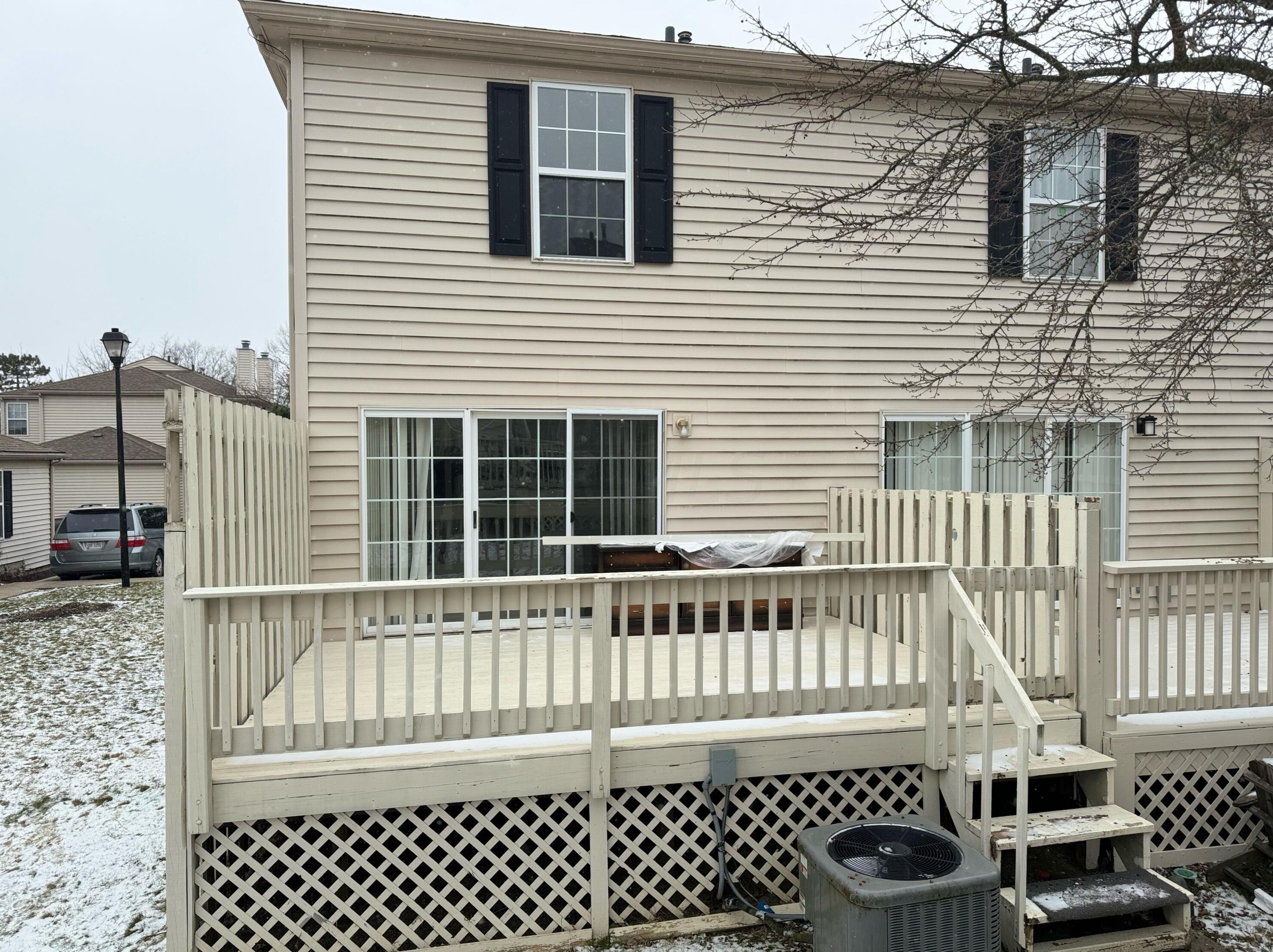 5339 Coral Berry Dr, Columbus OH 43235-5533 exterior