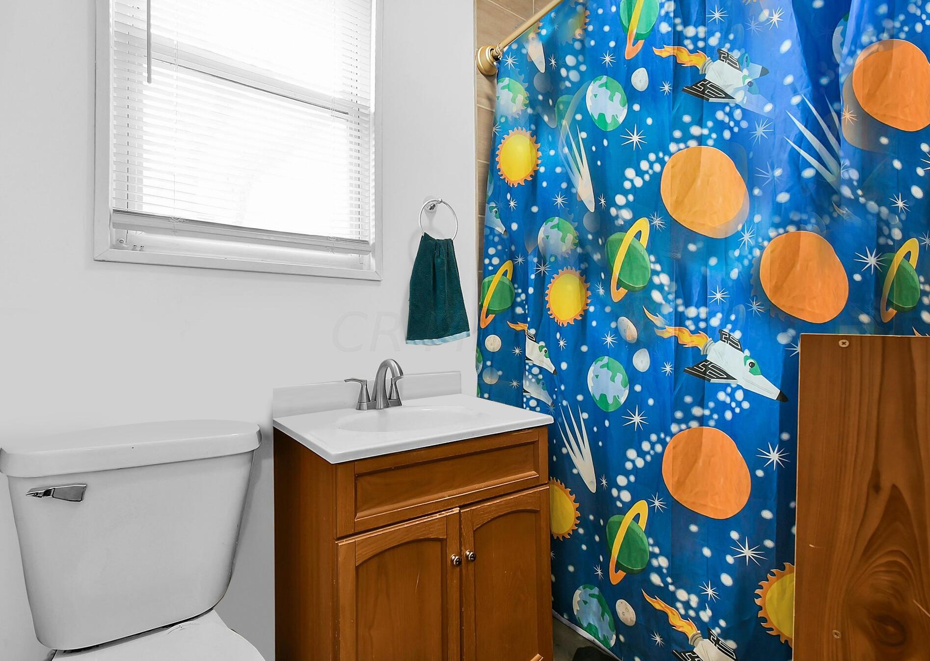 3093 Grasmere Ave, Columbus OH  43224-4112 exterior