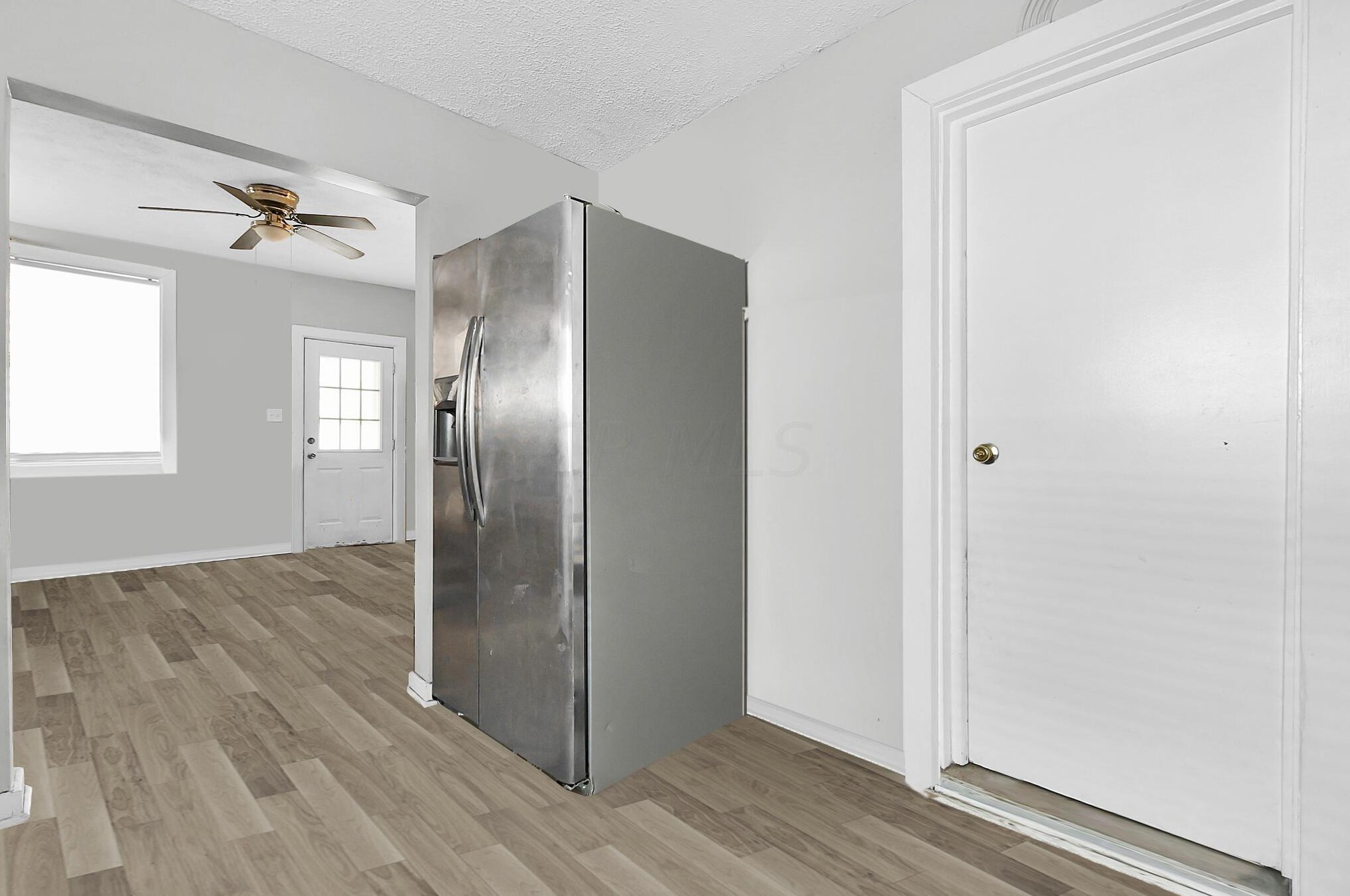 3093 Grasmere Ave, Columbus OH  43224-4112 exterior