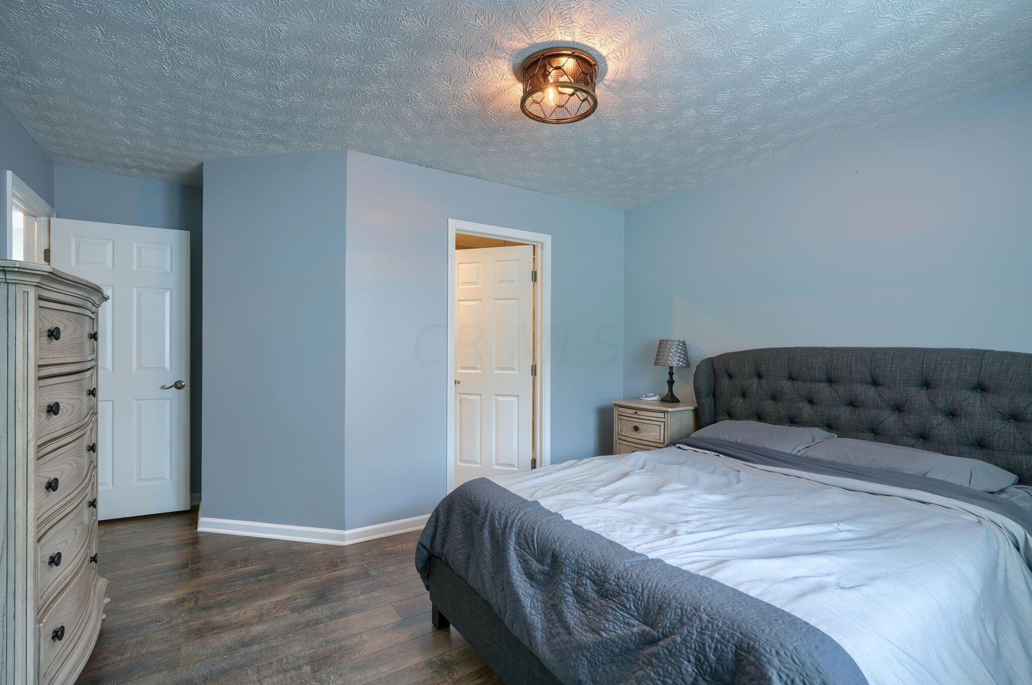 5124 Locust Post Ln, Columbus OH 43230-1587 exterior