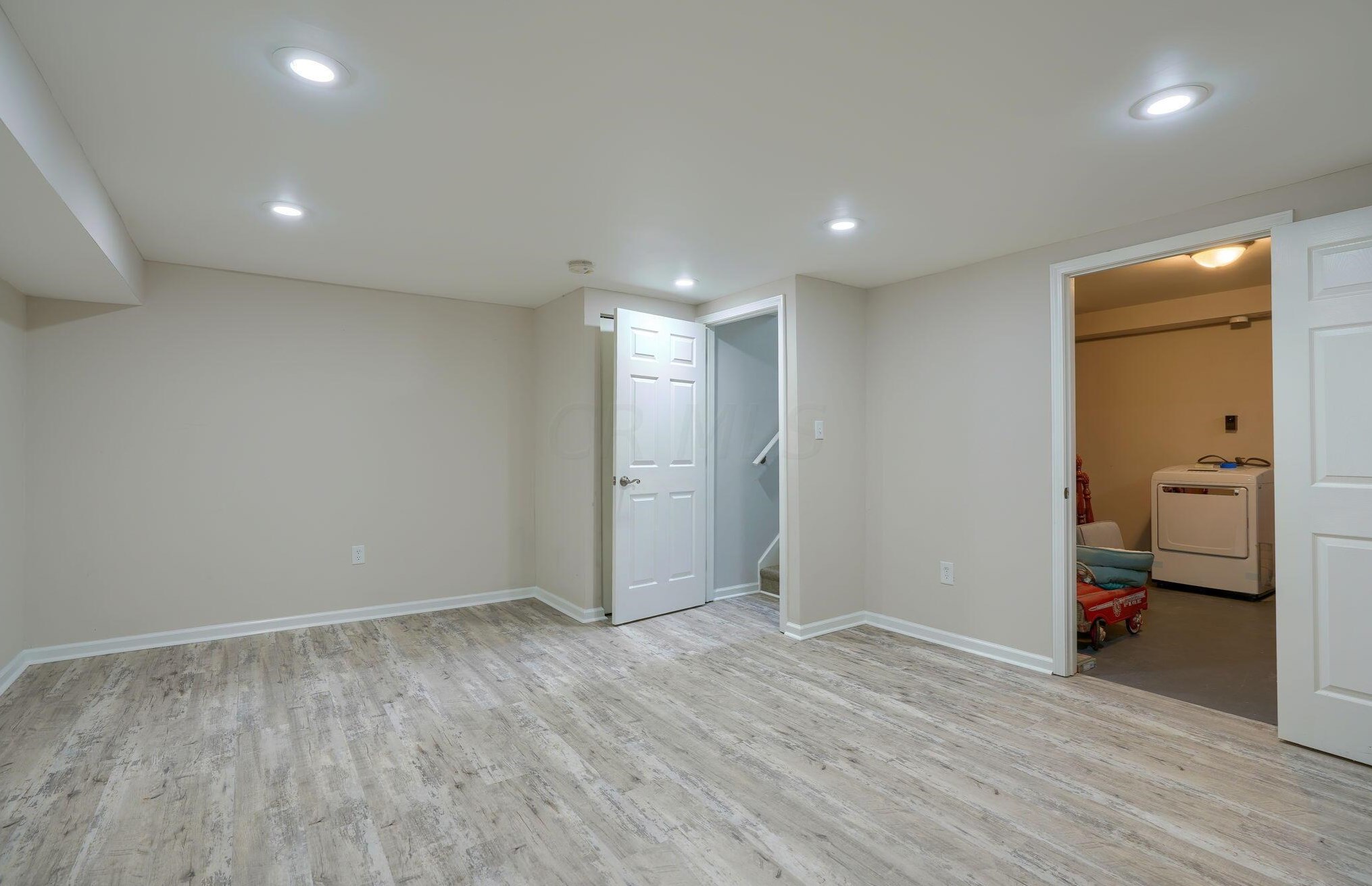 5124 Locust Post Ln, Columbus OH 43230-1587 exterior