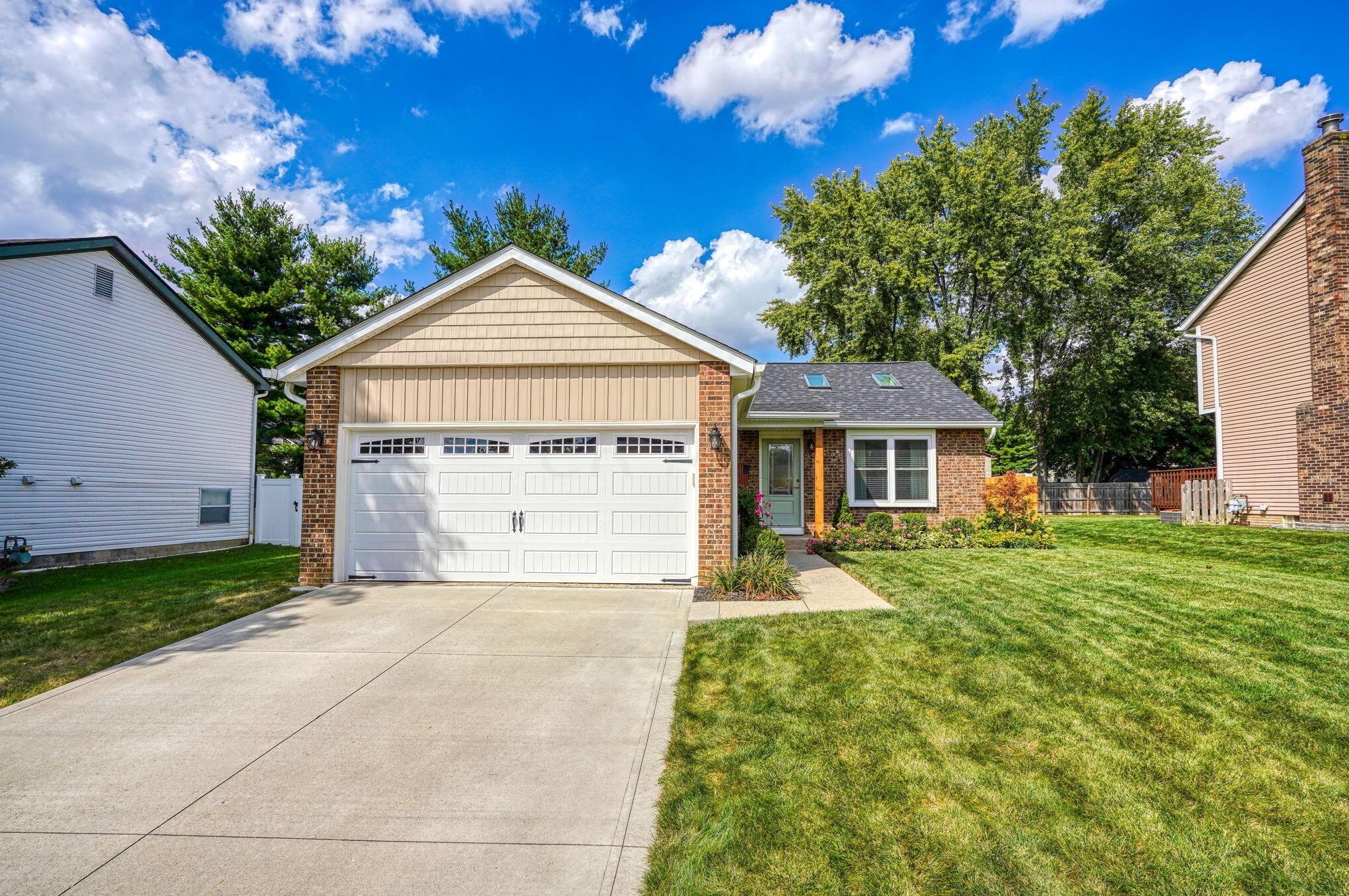 5124 Locust Post Ln, Columbus OH 43230-1587 exterior