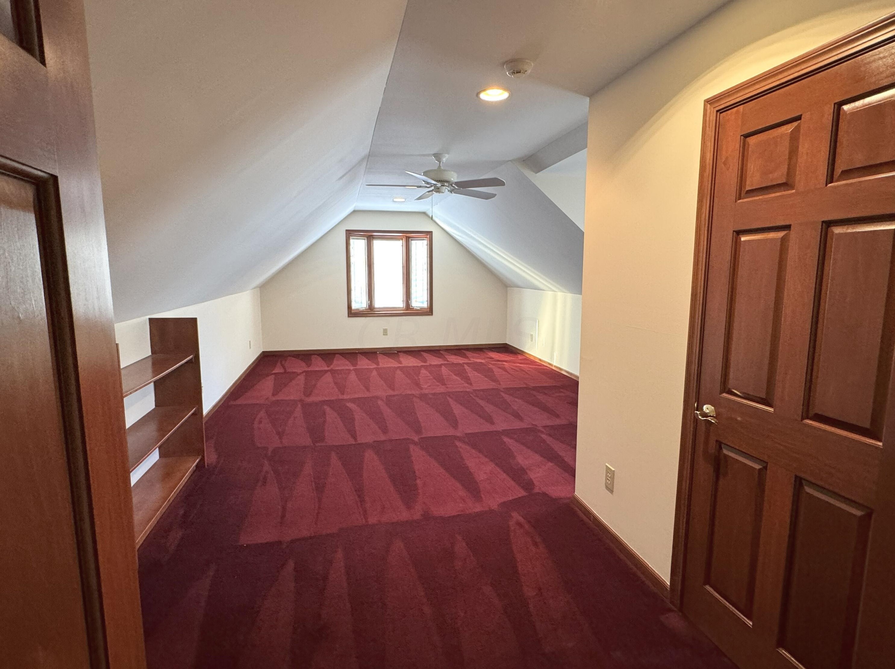 516 Woodview Rd, Westerville OH  43081-3064 exterior