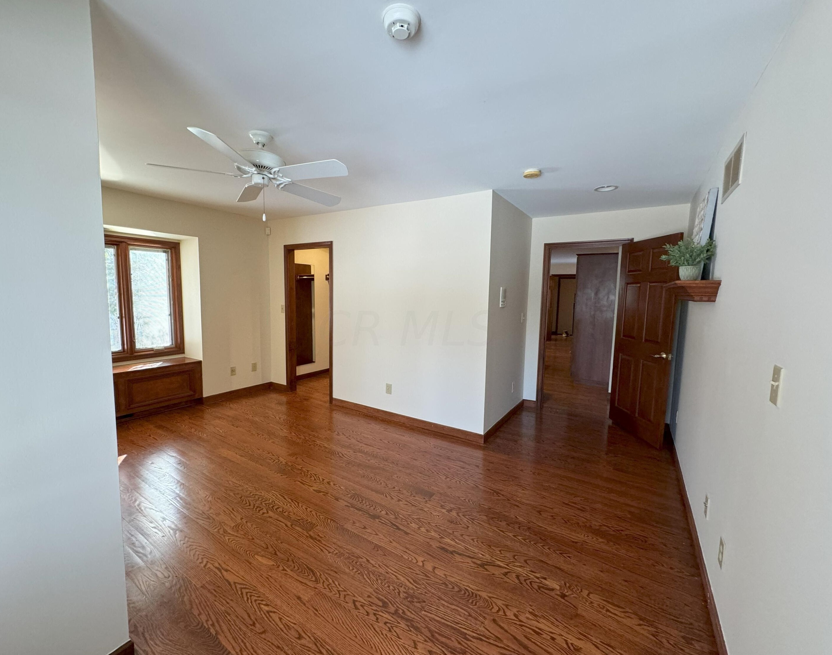 516 Woodview Rd, Westerville OH  43081-3064 exterior