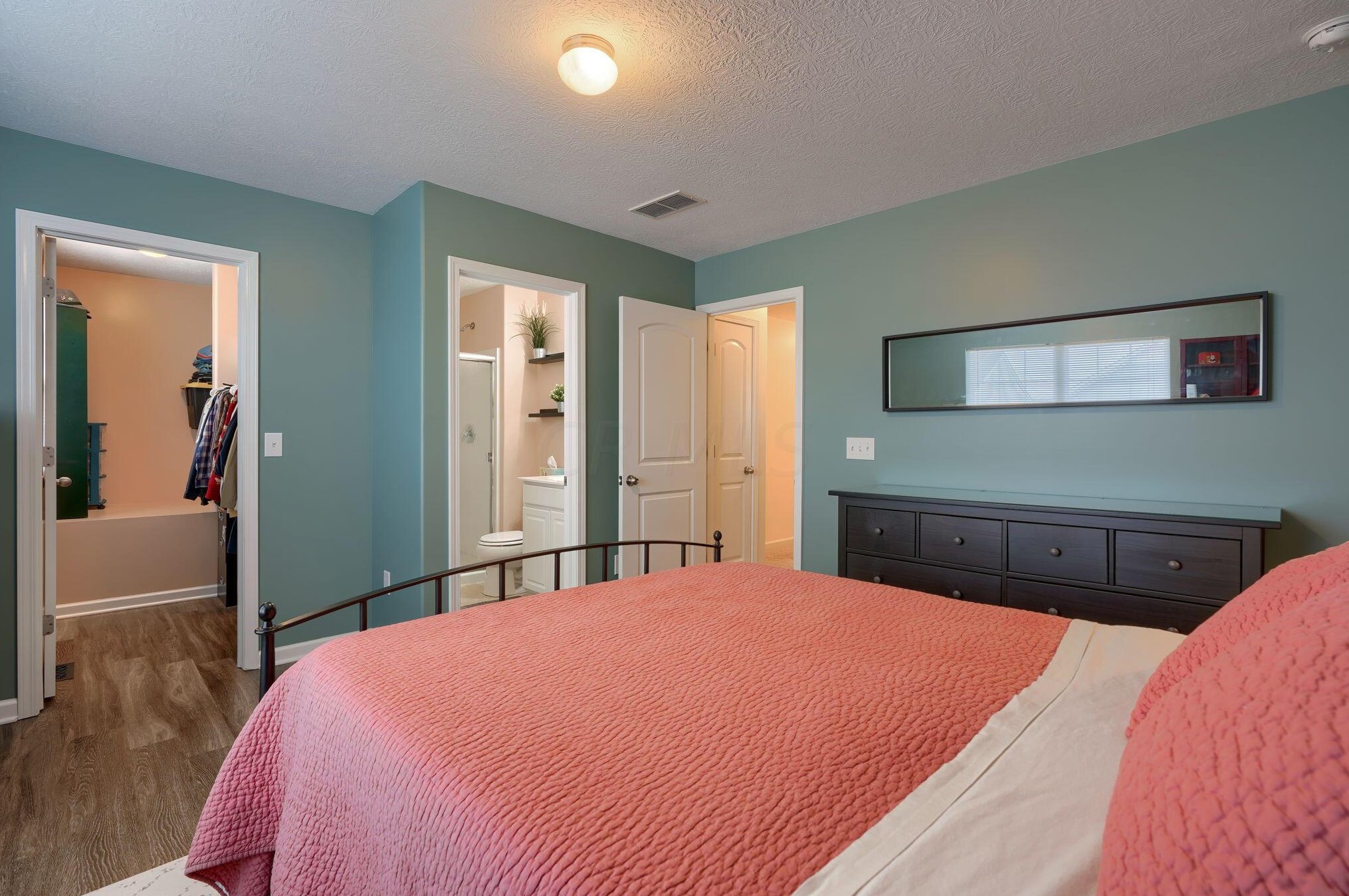 5685 Alliance Way, Columbus OH 43228-8948 exterior