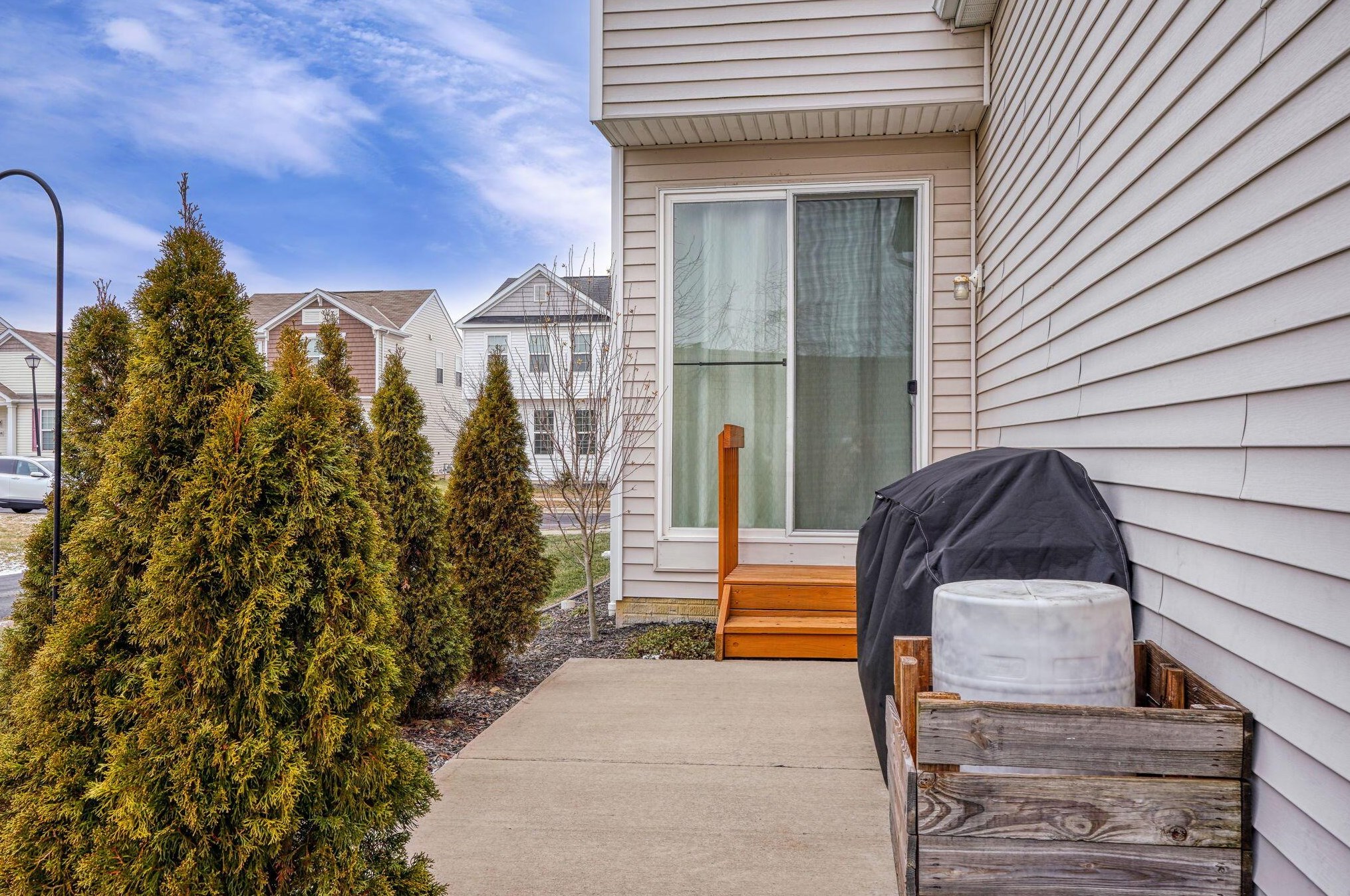 5685 Alliance Way, Columbus OH 43228-8948 exterior