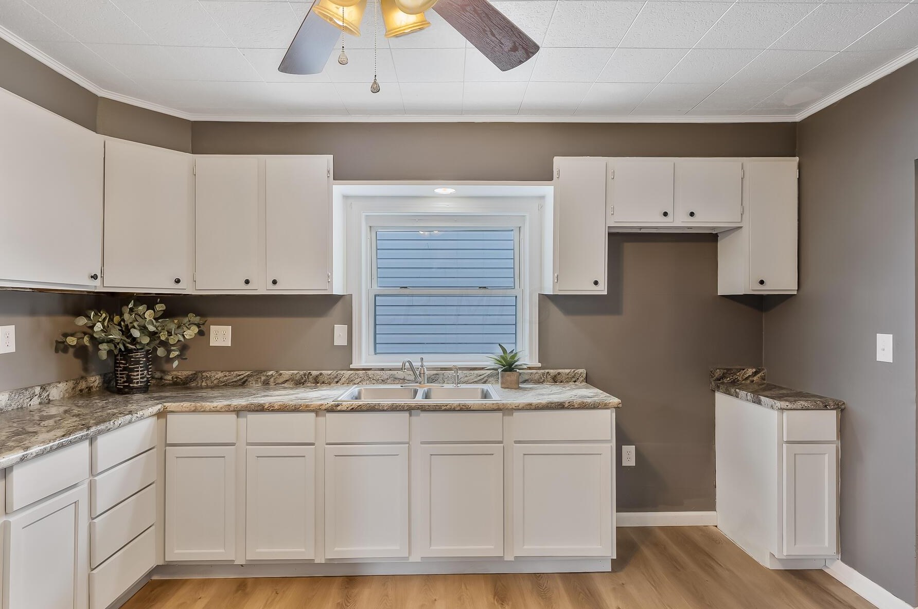 389 Fahey St, Marion OH  43302-2221 exterior