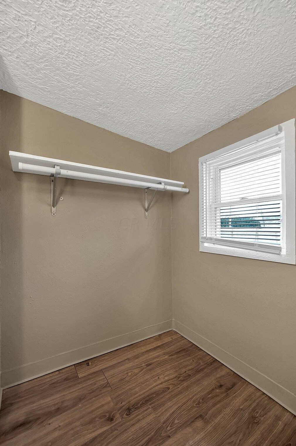 703 Pierce Ave, Lancaster OH 43130-2142 exterior