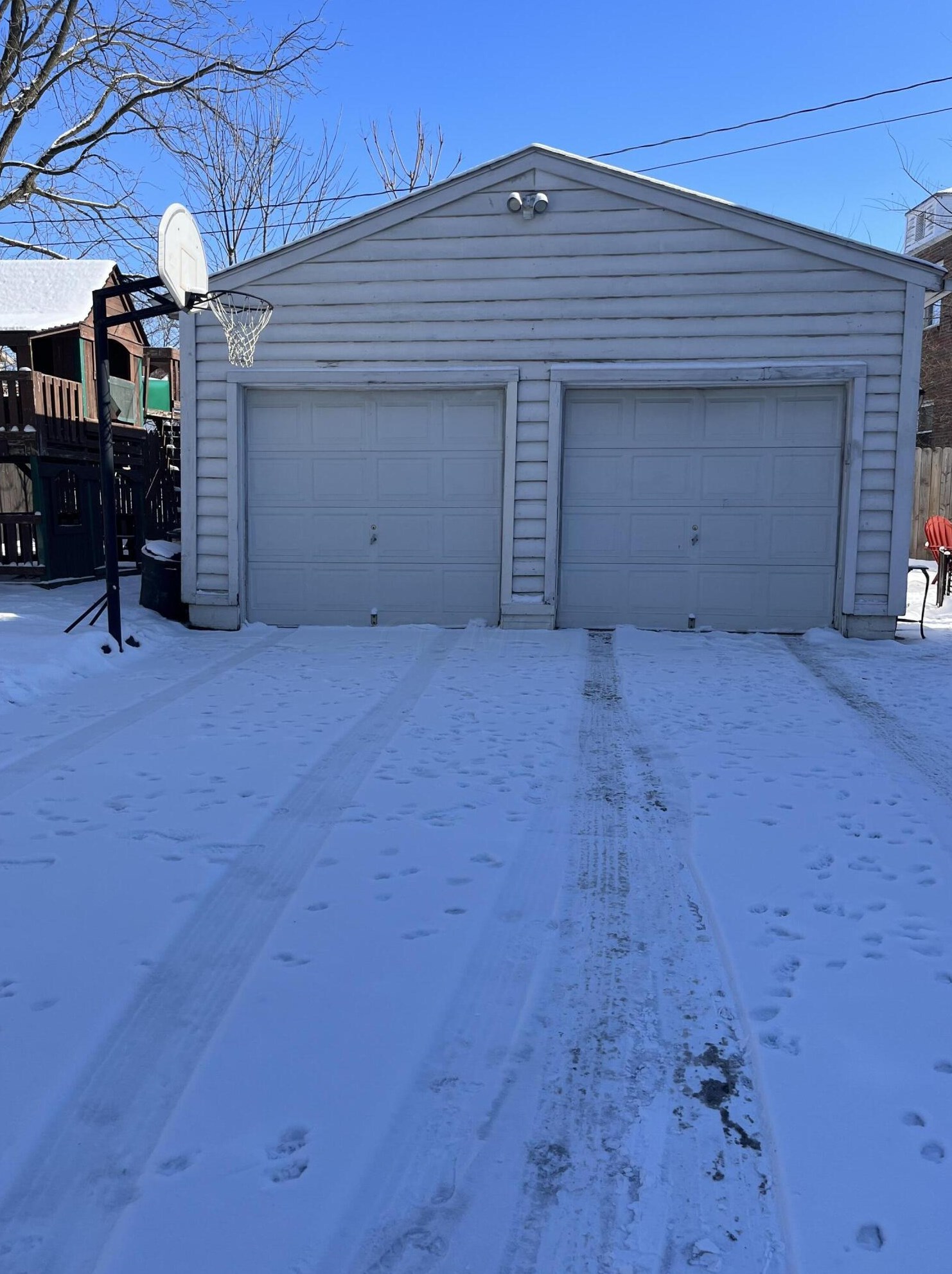 1550 High St, Springfield OH  45505-1204 exterior