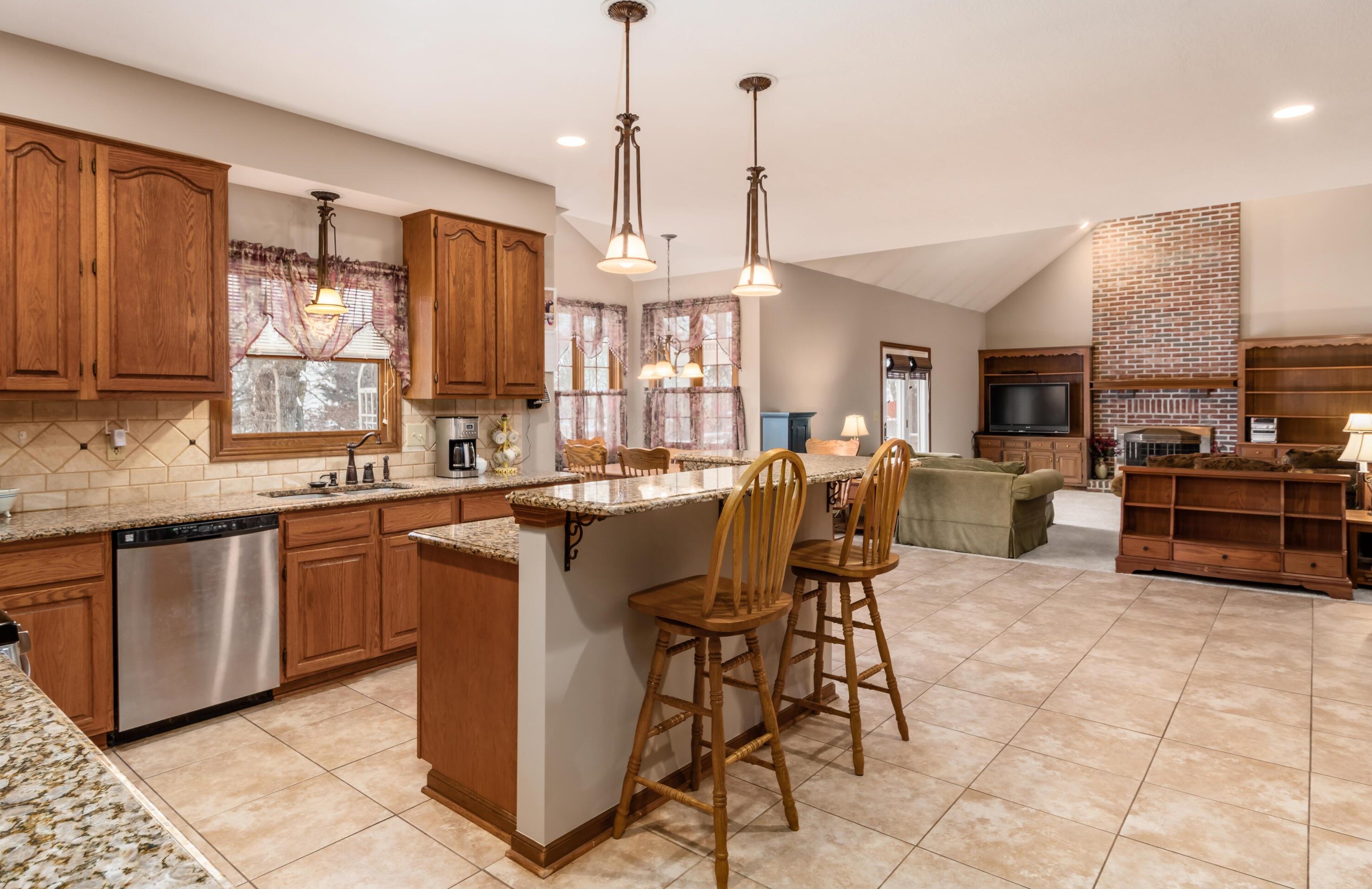 359 Windcroft Dr, Westerville OH  43082-6219 exterior