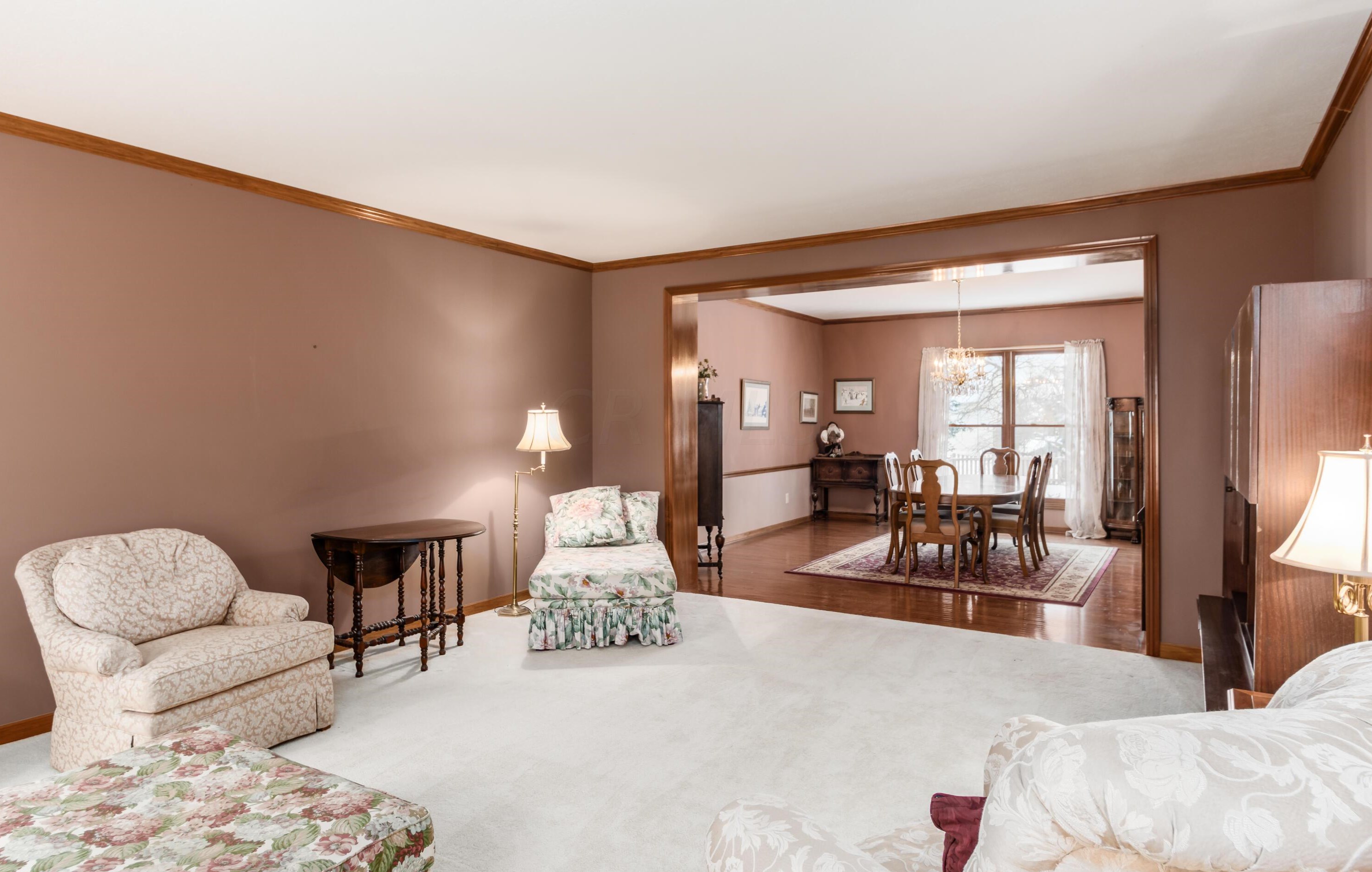 359 Windcroft Dr, Westerville OH  43082-6219 exterior