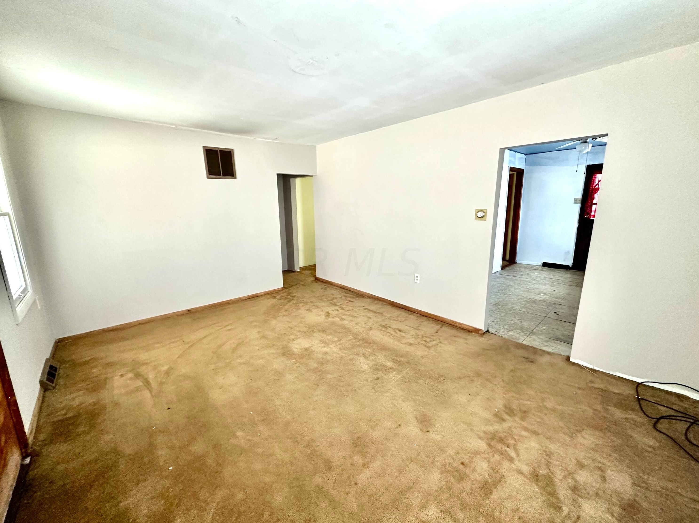 1288 Hart Rd, Columbus OH 43223-3324 exterior