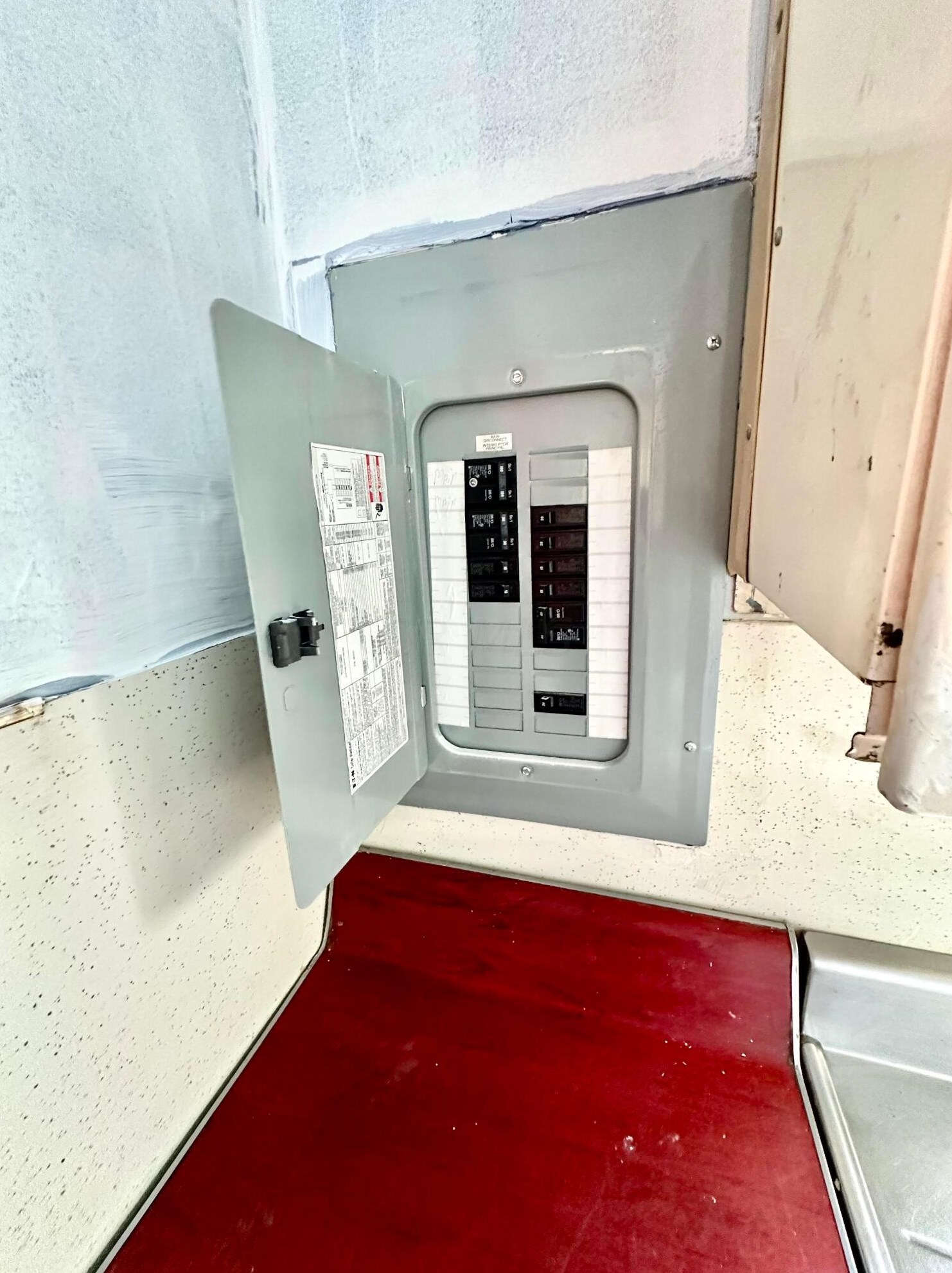 1288 Hart Rd, Columbus OH 43223-3324 exterior