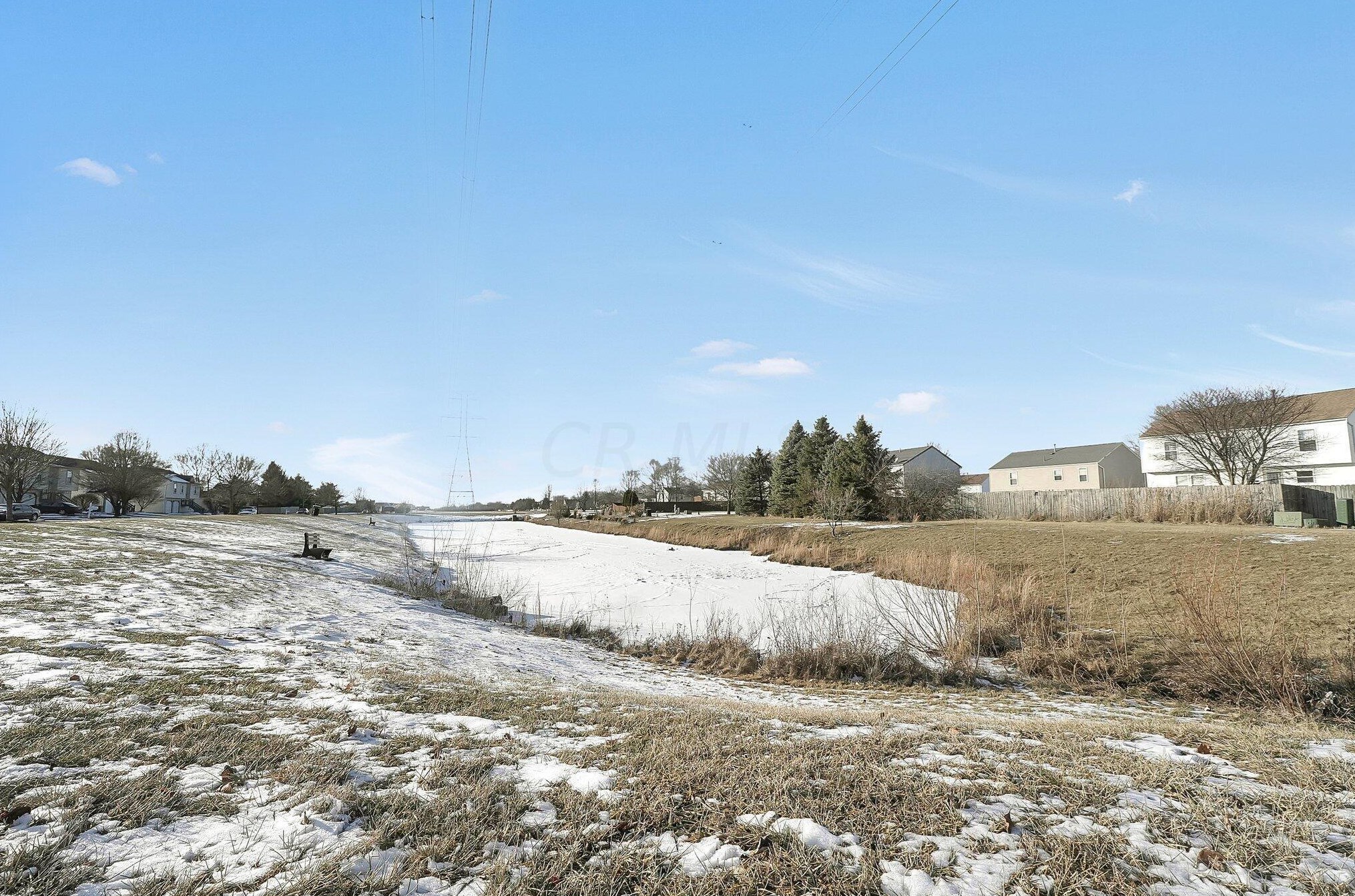 6827 Magdalena Ln, Cnl Wnchstr OH  43110-8332 exterior