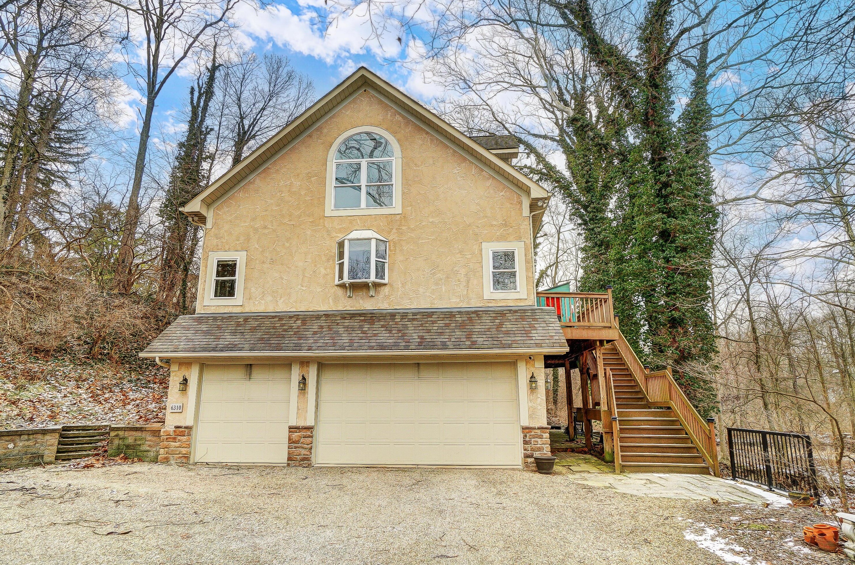 6310 Linworth Rd, Columbus OH  43085-2855 exterior