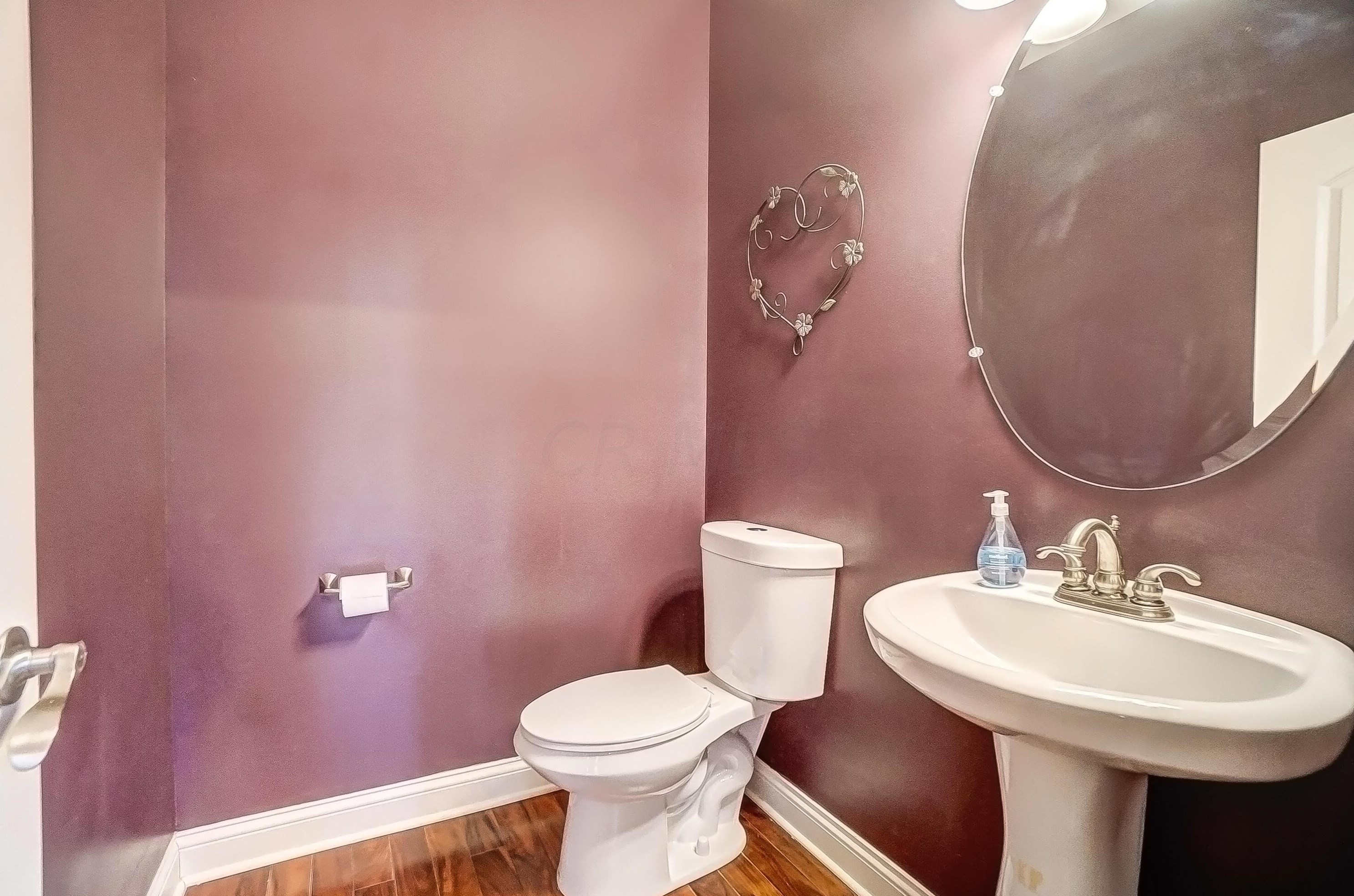 6310 Linworth Rd, Columbus OH  43085-2855 exterior