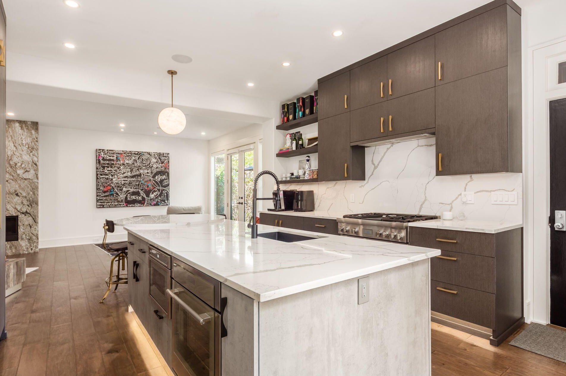 754 Neil Ave, Columbus OH 43201-2321 exterior