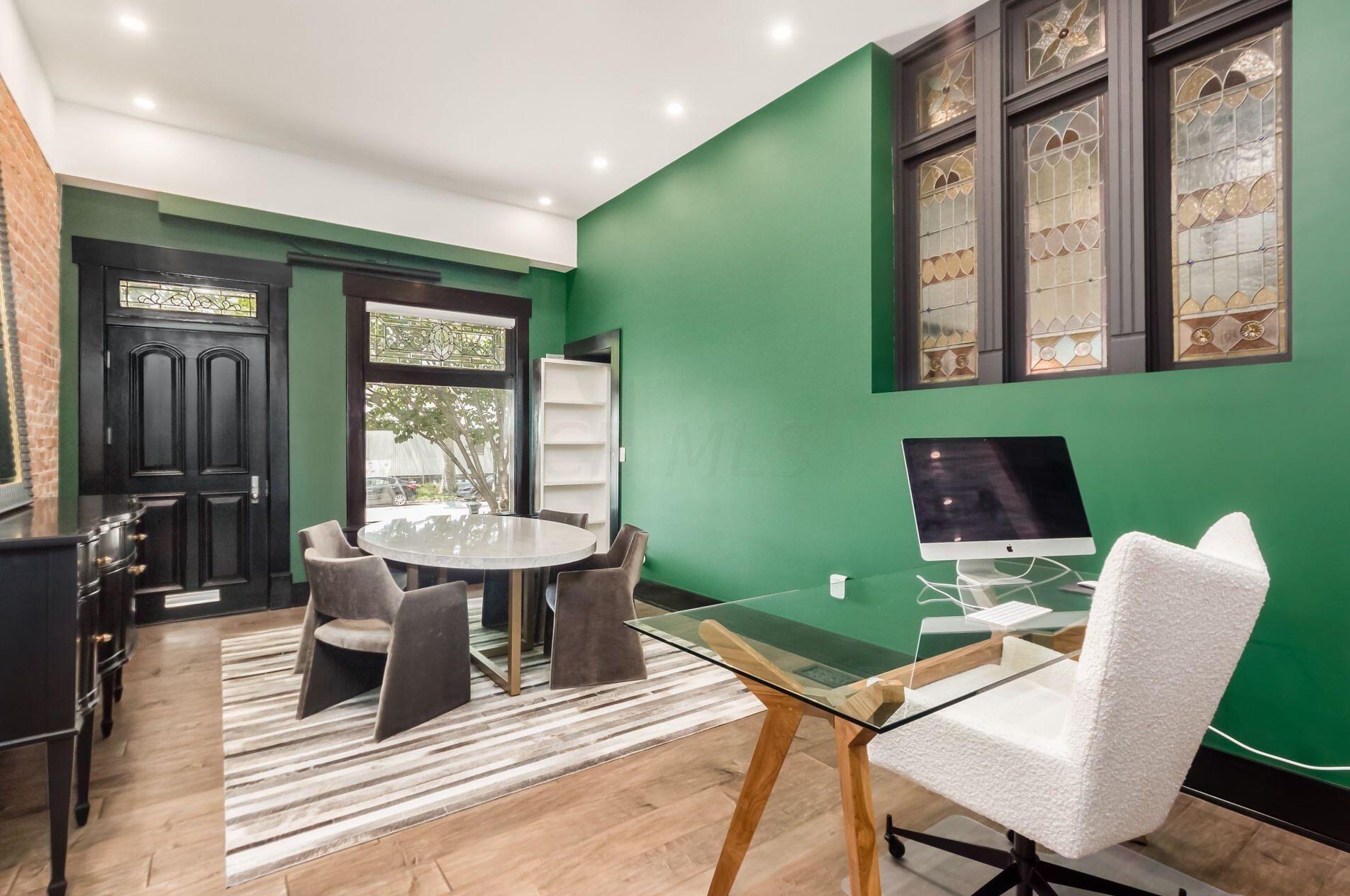 754 Neil Ave, Columbus OH 43201-2321 exterior