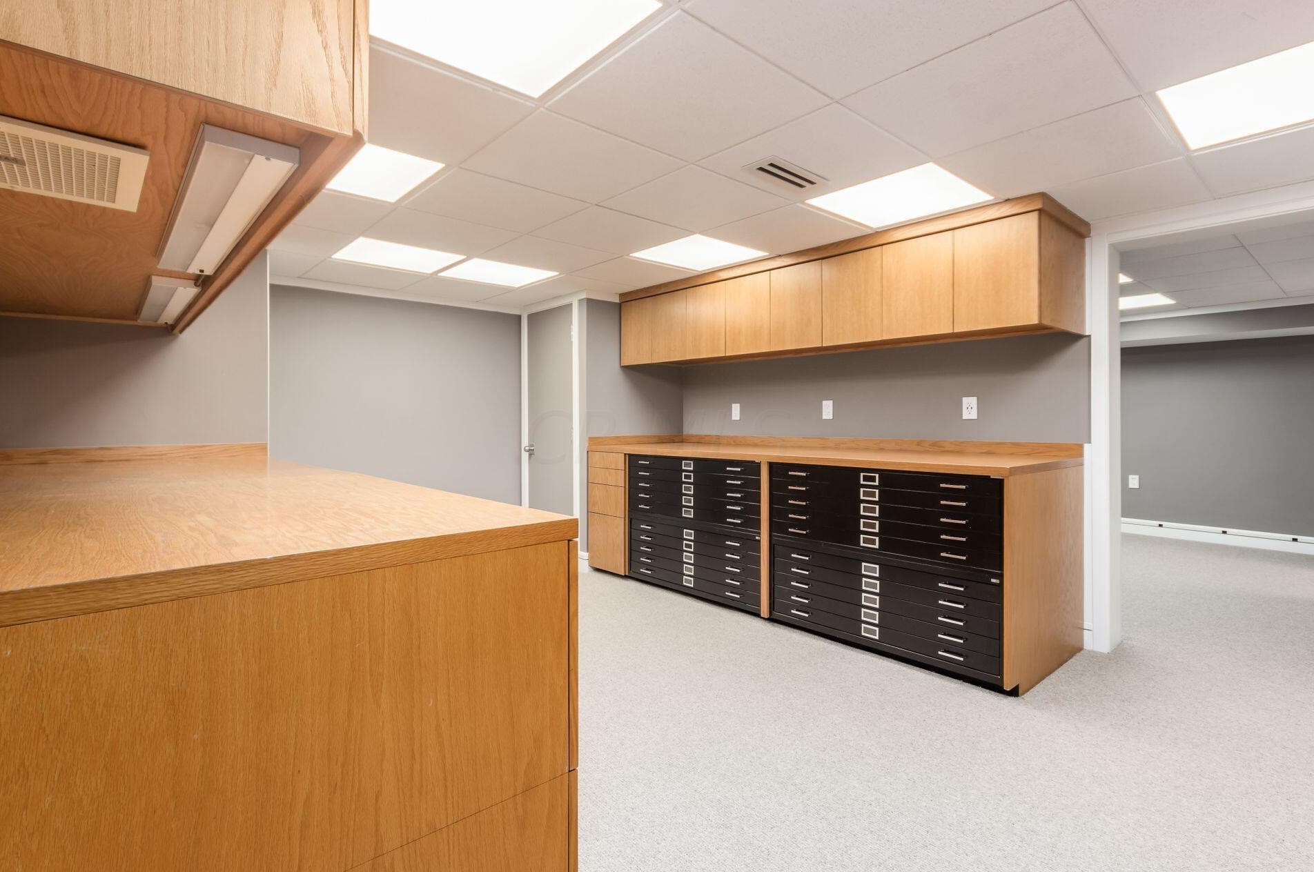 754 Neil Ave, Columbus OH 43201-2321 exterior