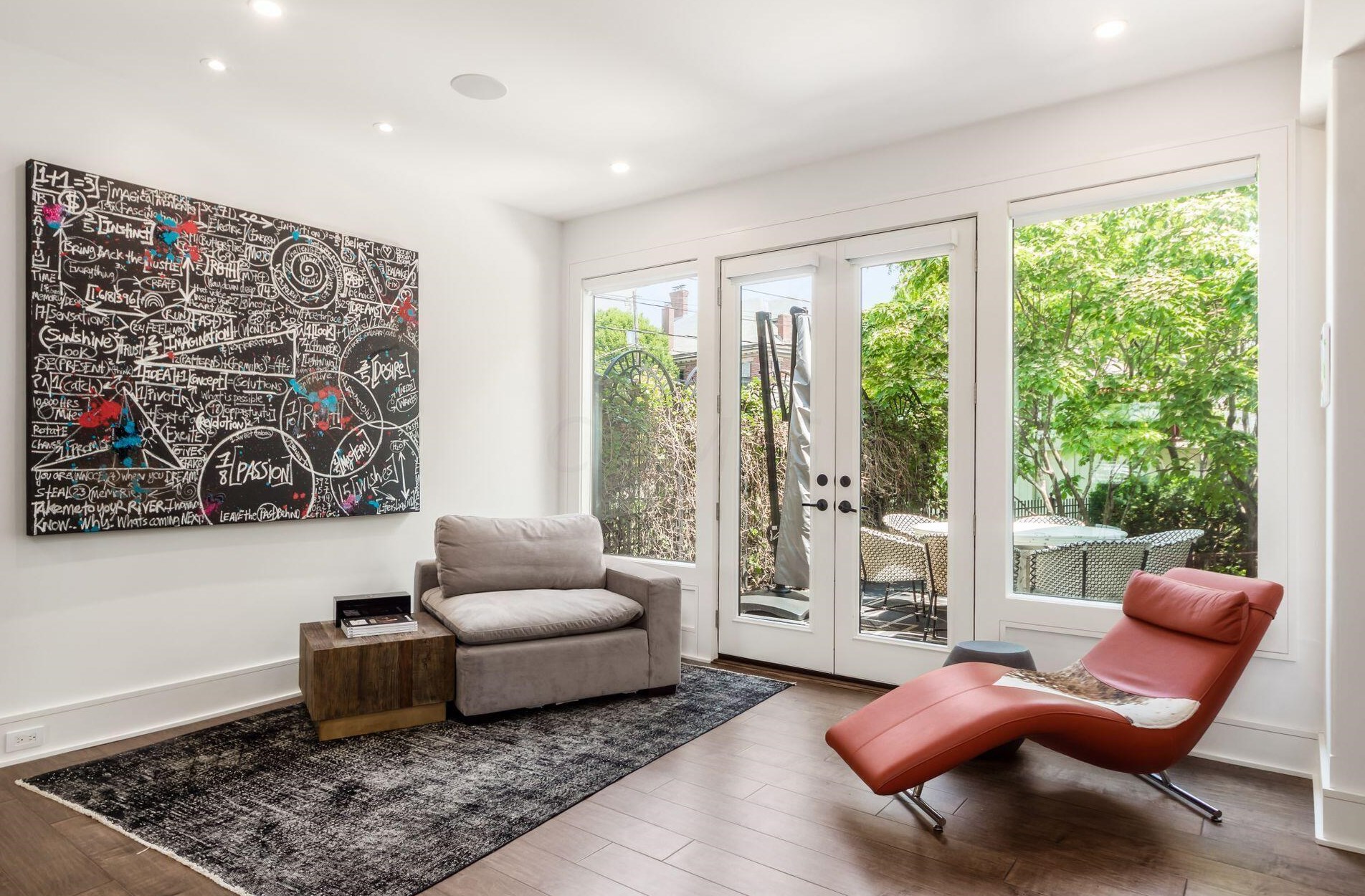 754 Neil Ave, Columbus OH 43201-2321 exterior